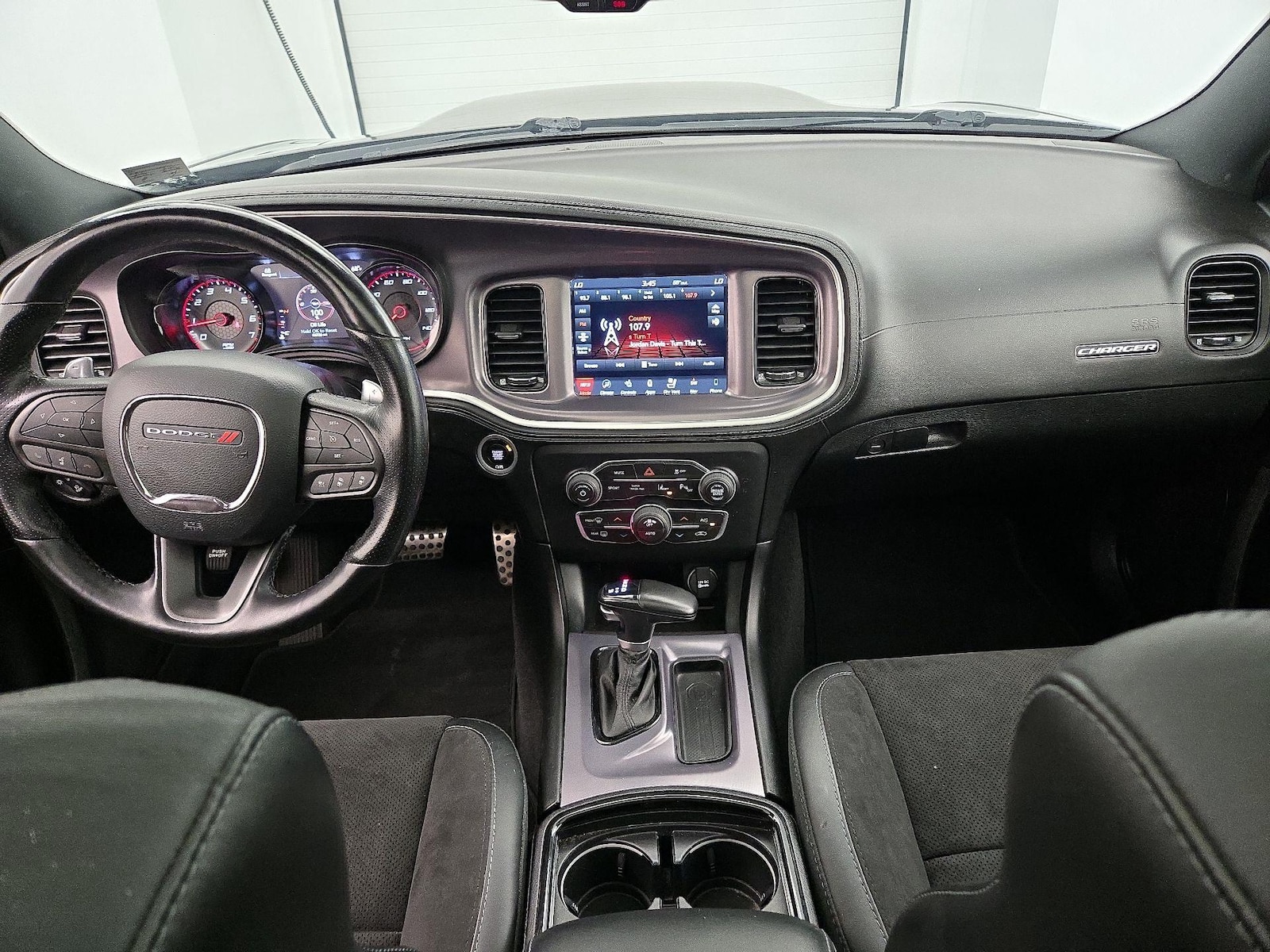 Apple CarPlay® & Android Auto™