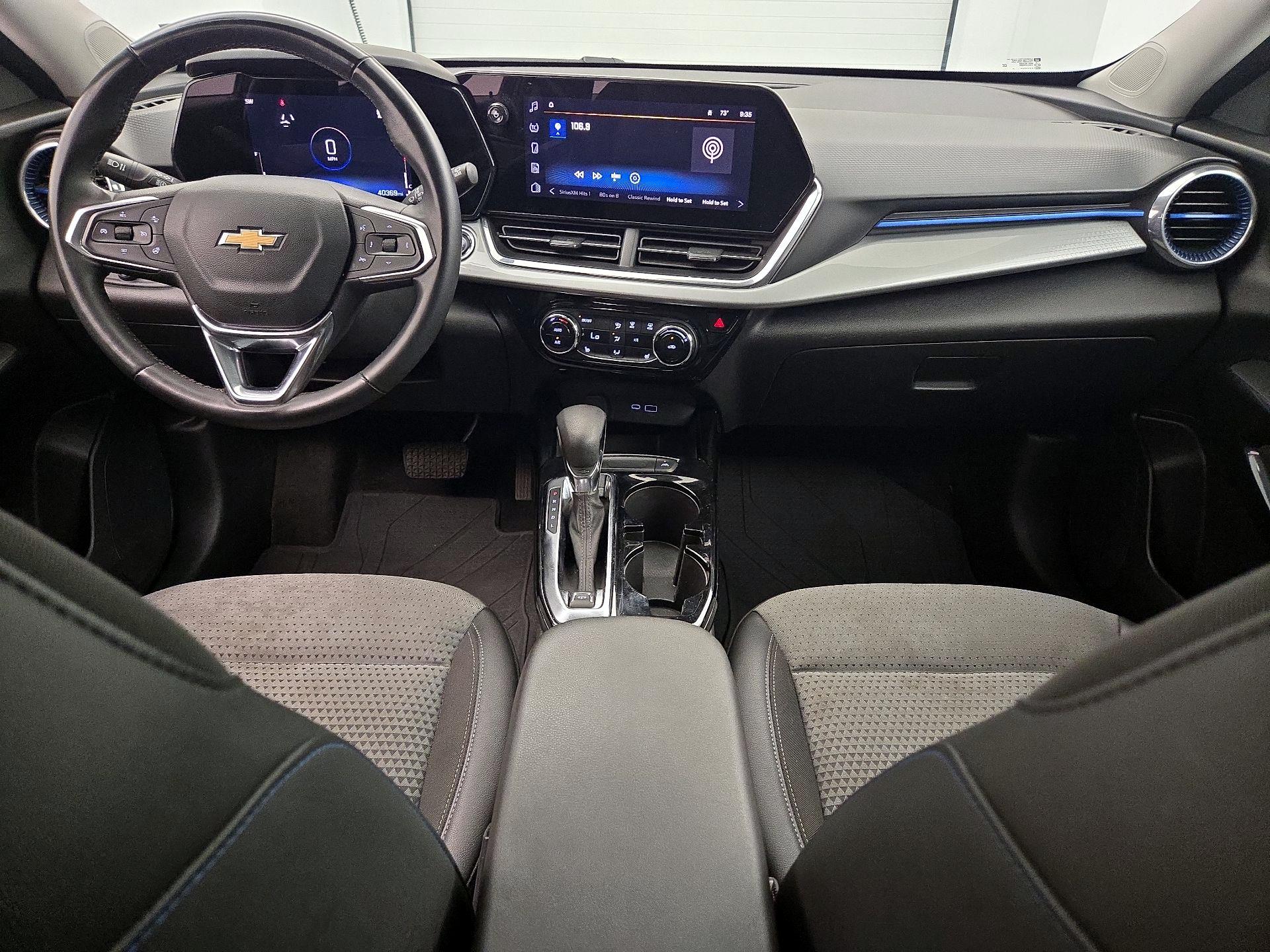 Thumbnail: 2025 Chevrolet Trax - 9