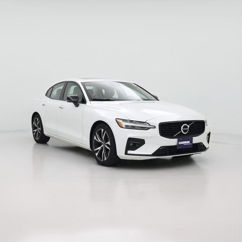 2023 Volvo S60 B5 Core Dark Theme
