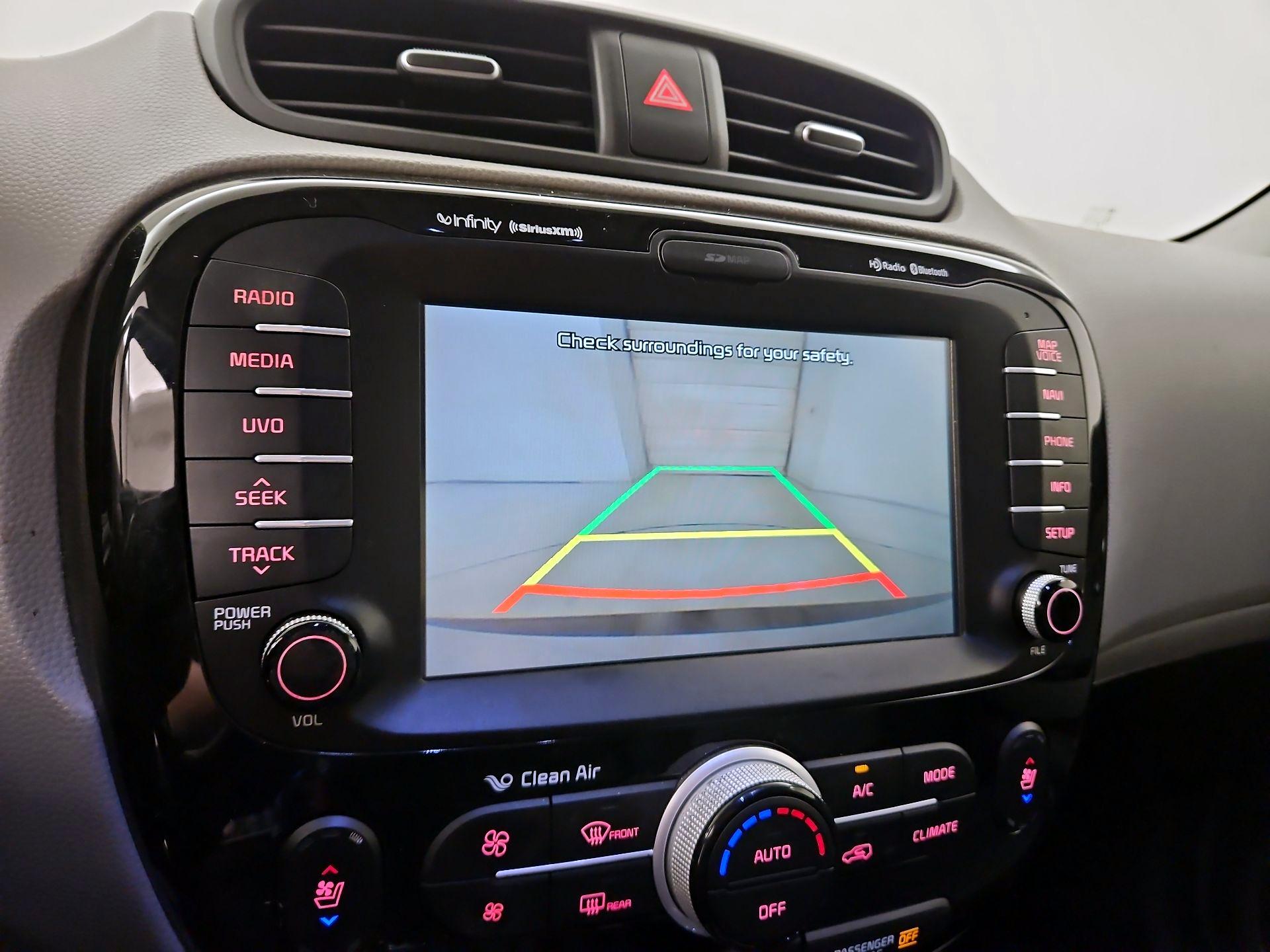 Thumbnail: 2016 Kia Soul - 15