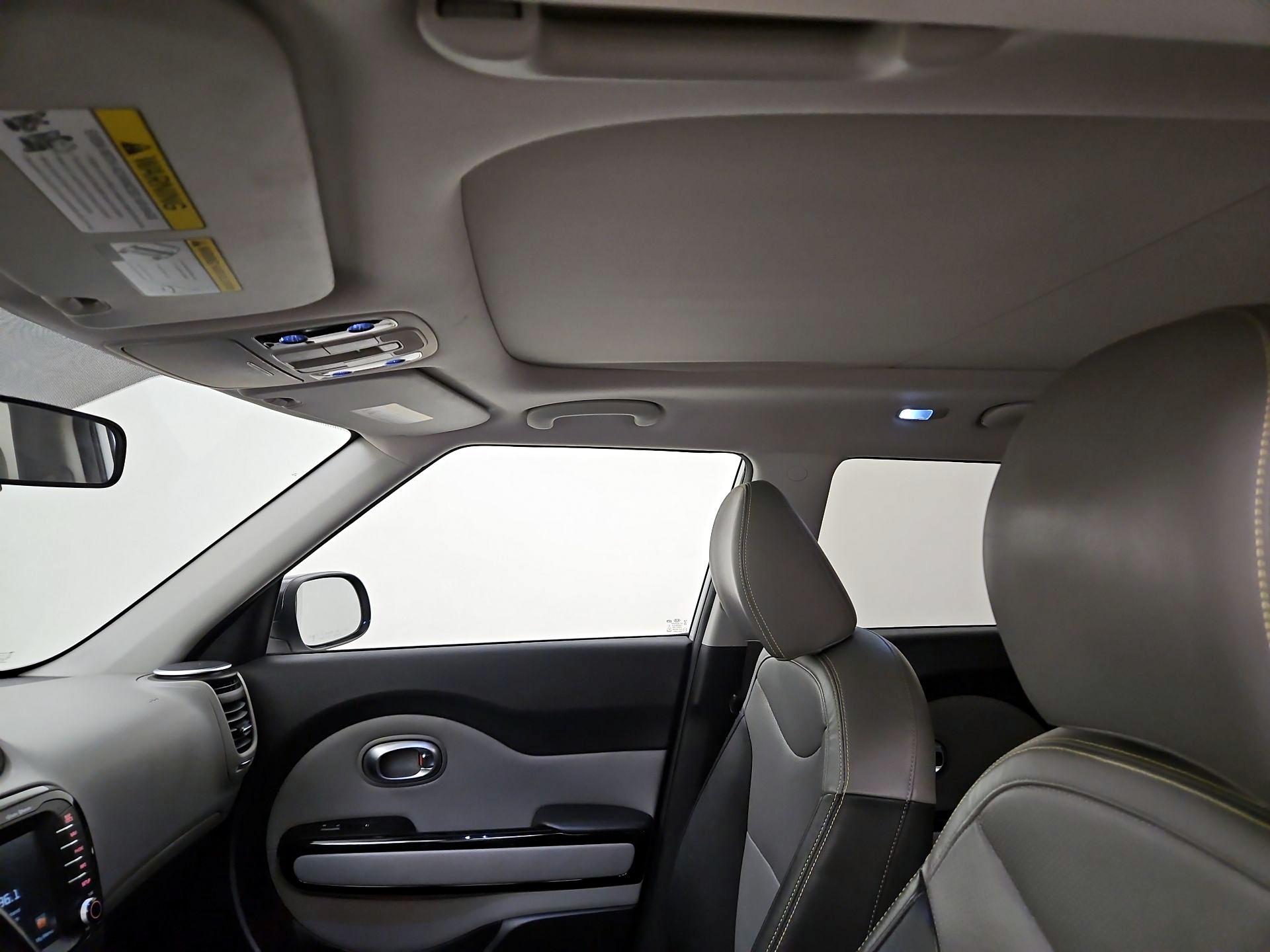 Thumbnail: 2016 Kia Soul - 20