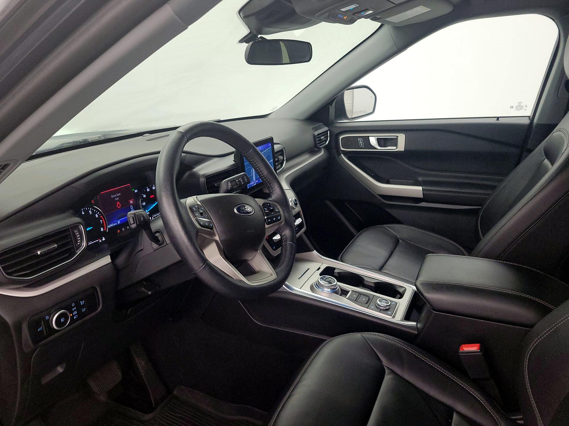 Thumbnail: 2023 Ford Explorer - 11
