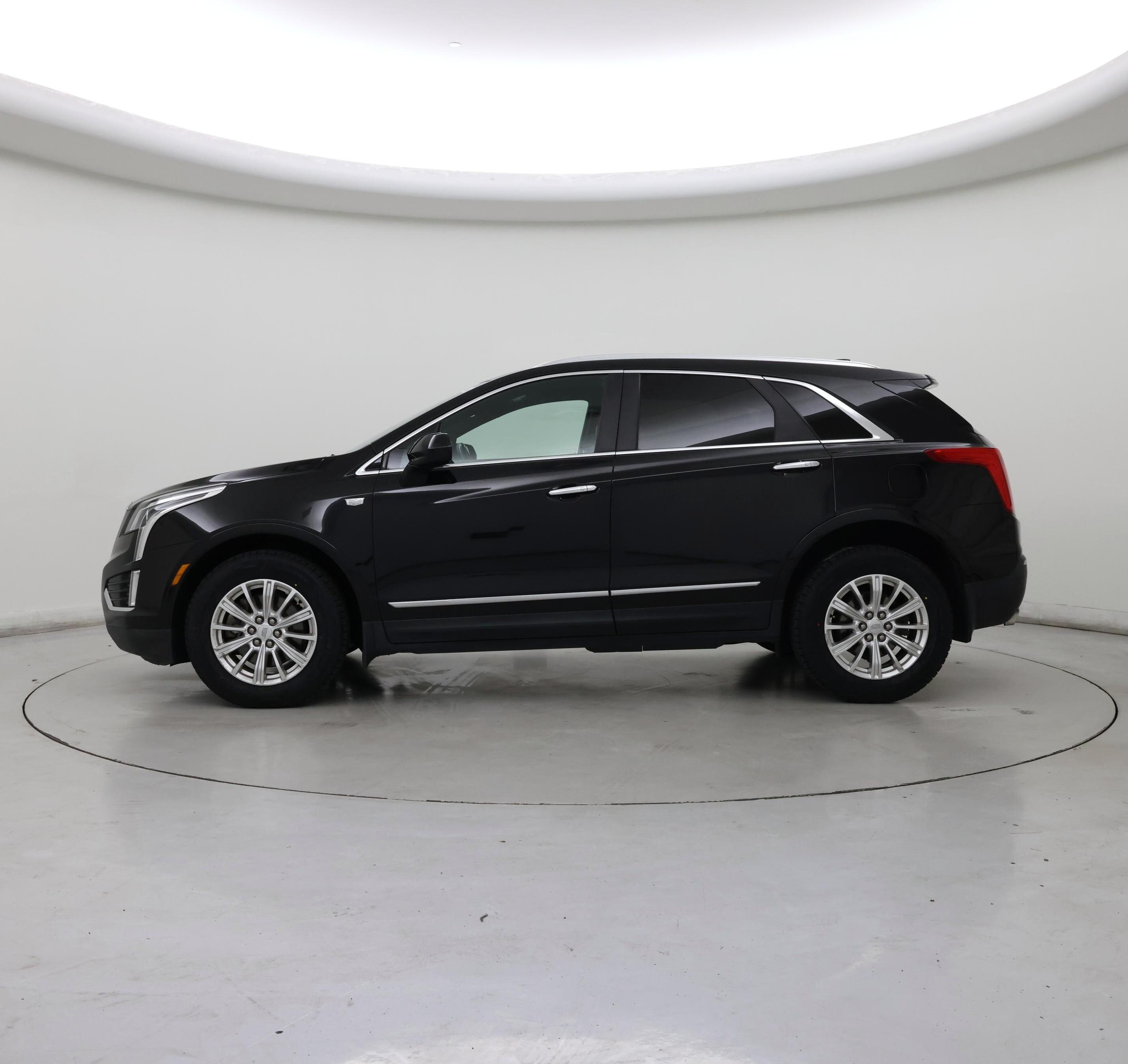 Thumbnail: 2019 Cadillac XT5 - 3