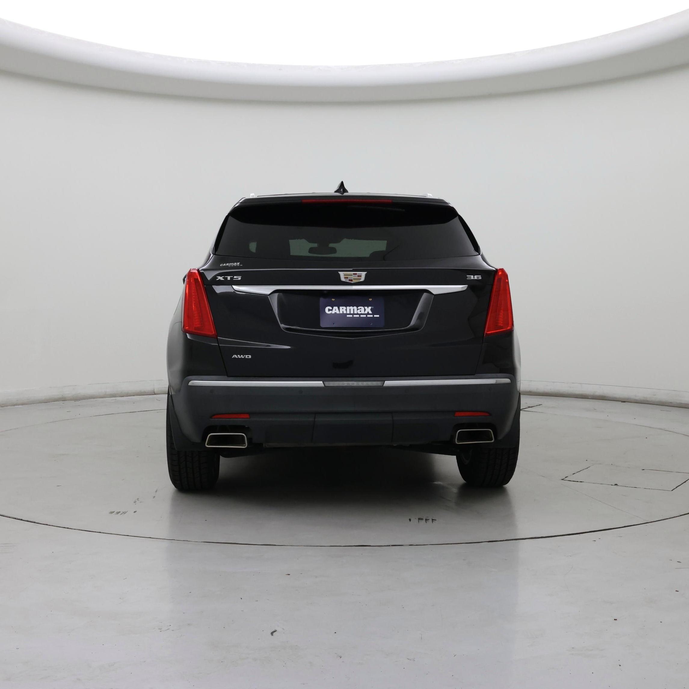 Thumbnail: 2019 Cadillac XT5 - 6