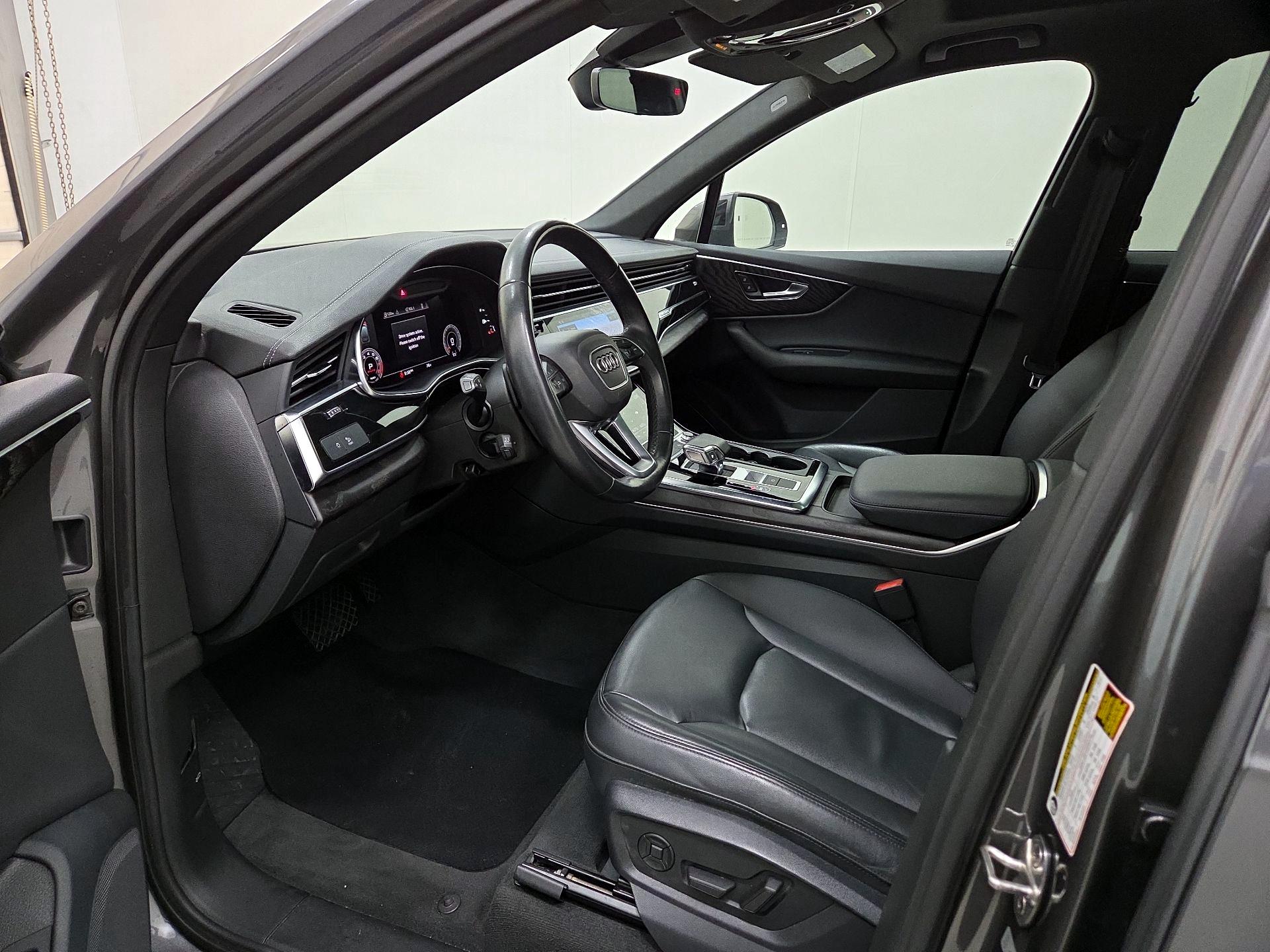 Thumbnail: 2023 Audi Q7 - 11