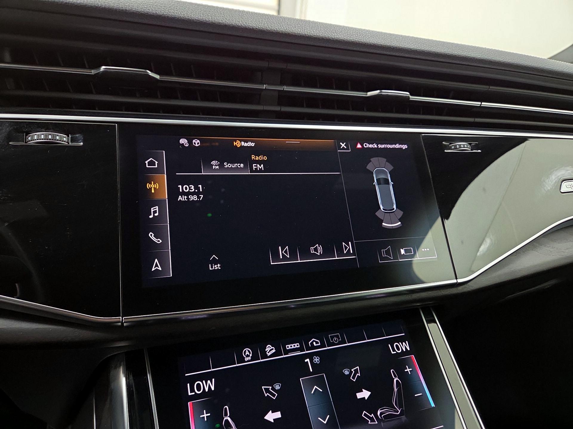 Thumbnail: 2023 Audi Q7 - 16