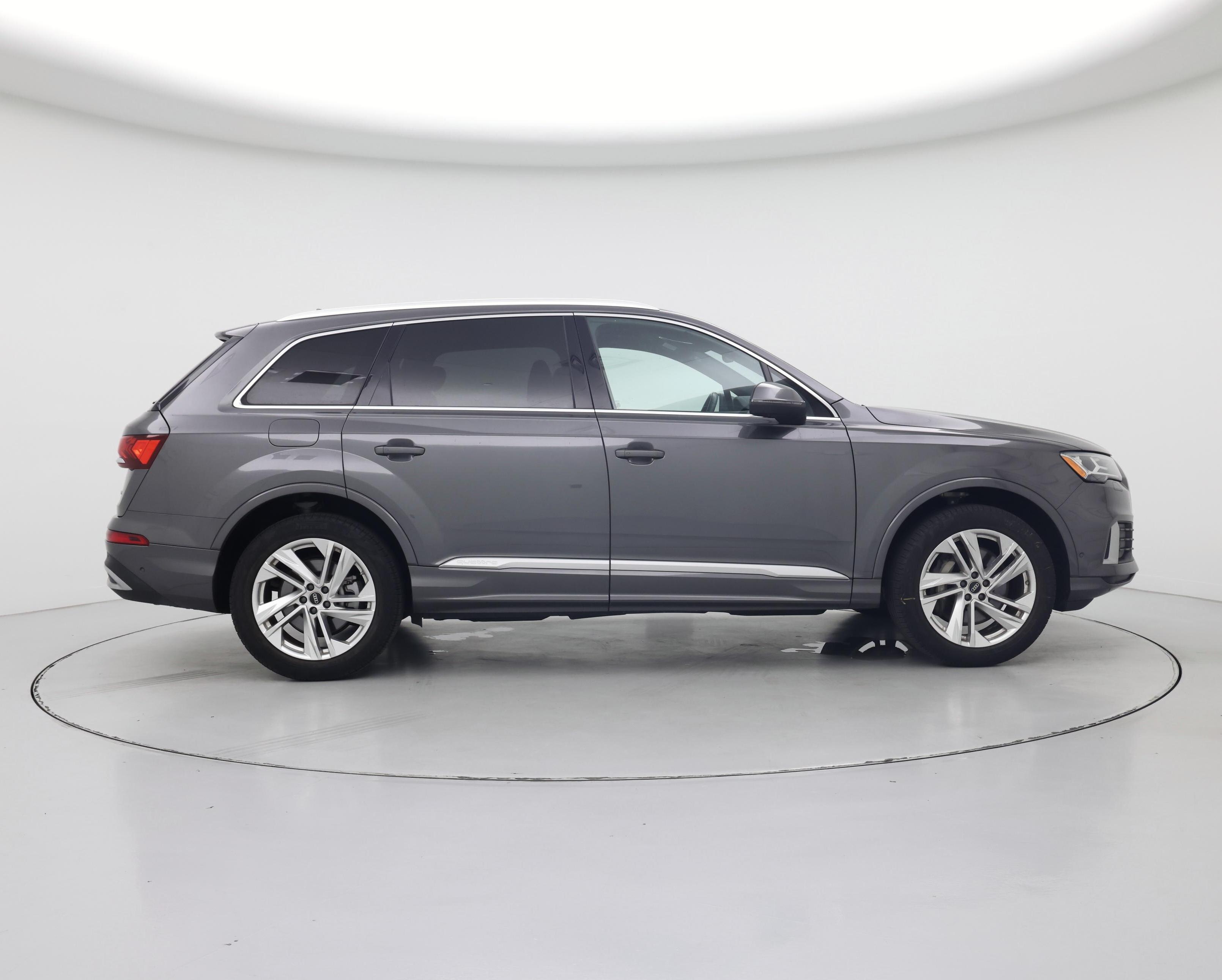 Thumbnail: 2023 Audi Q7 - 7