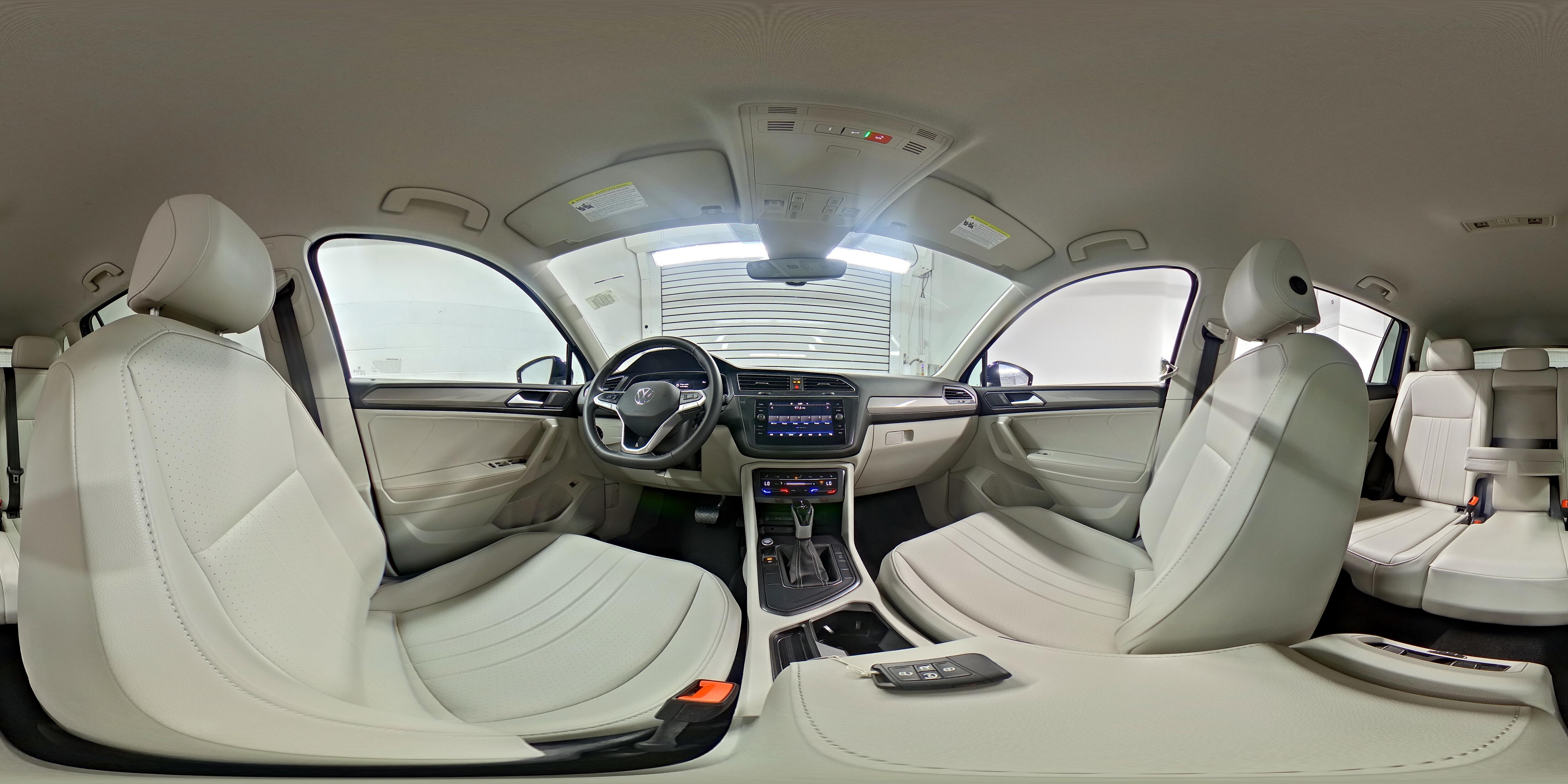 2024 Volkswagen Tiguan SE - Photo 26