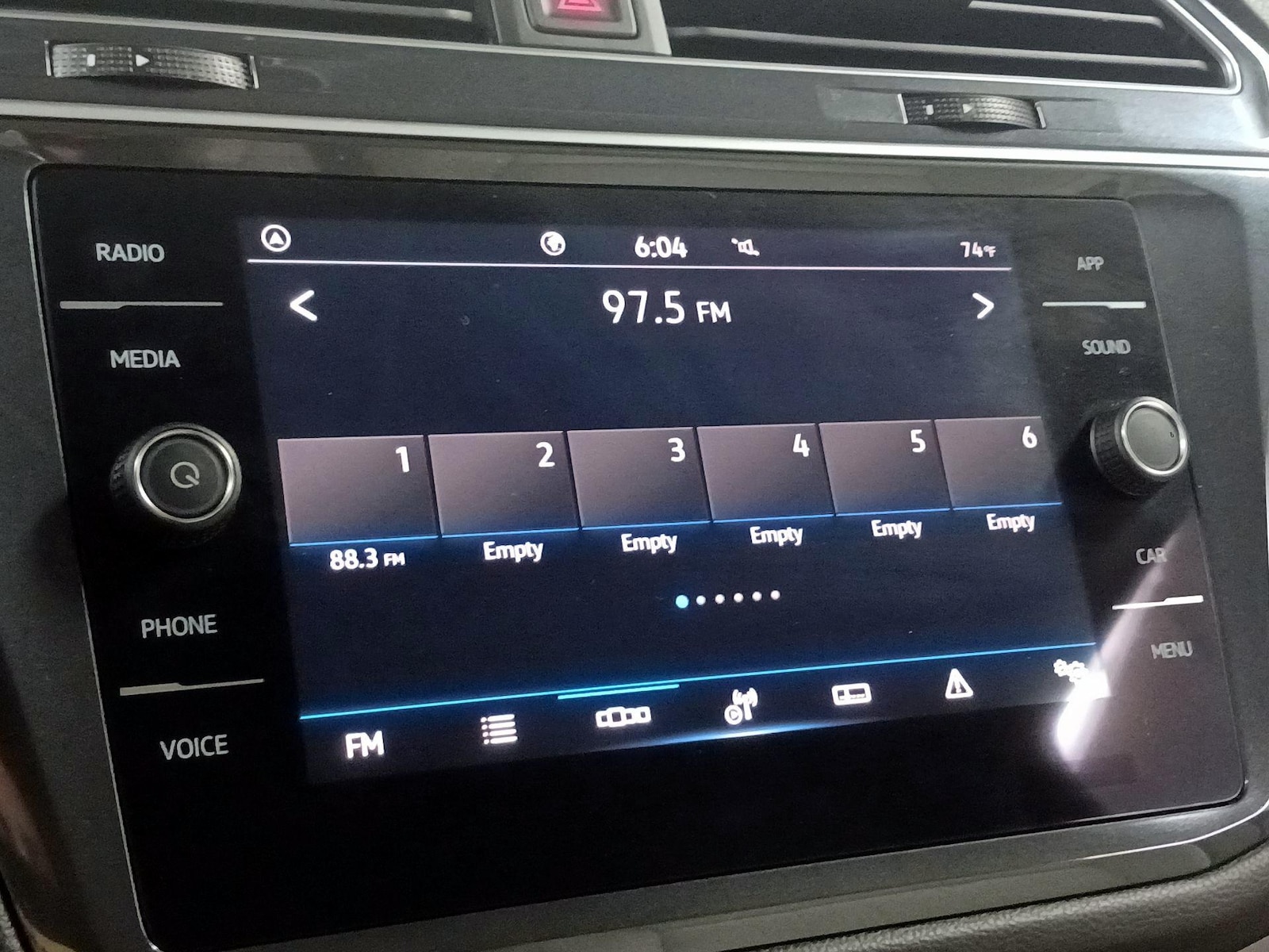 2024 Volkswagen Tiguan SE - Photo 16
