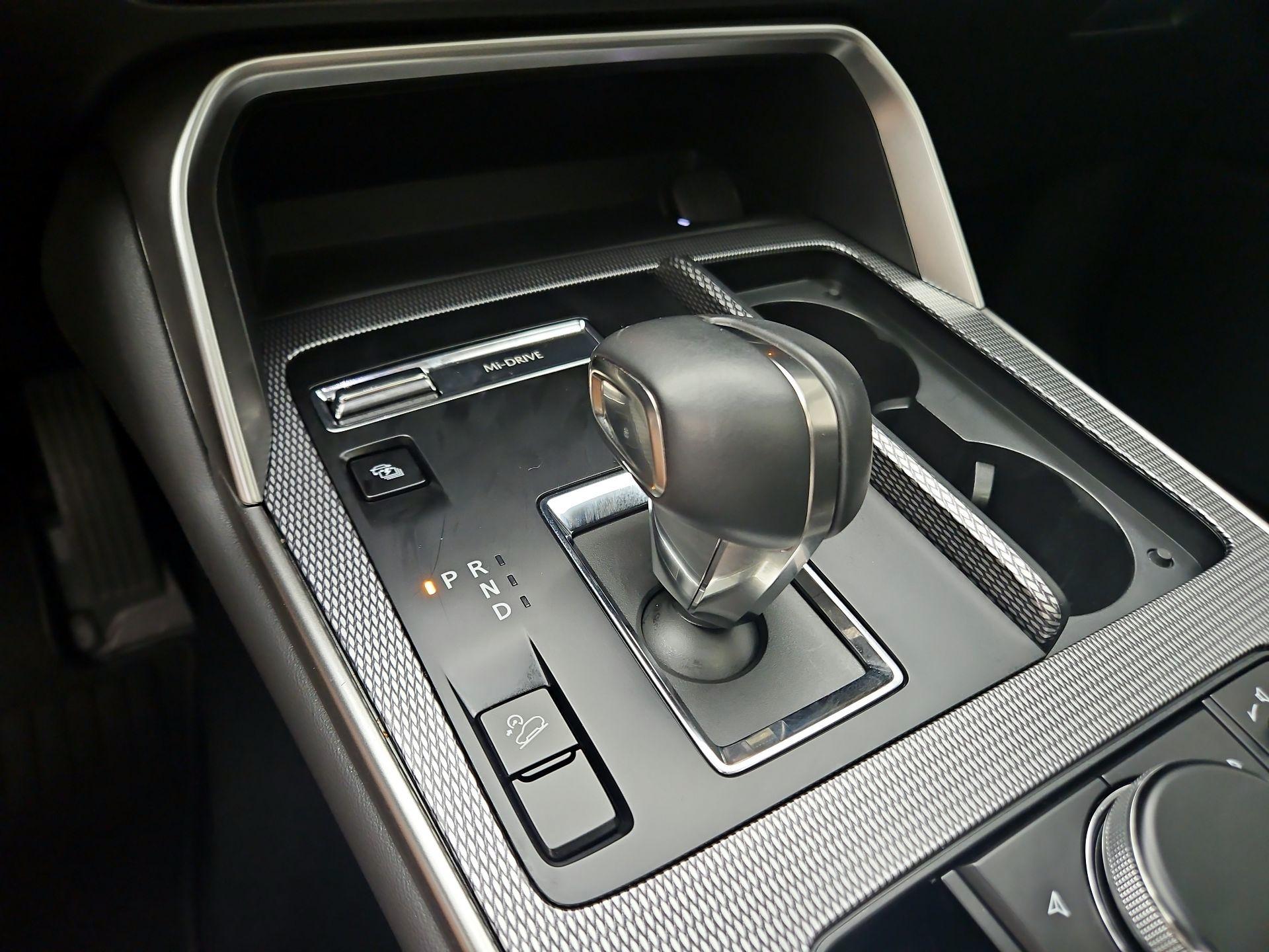Thumbnail: 2025 Mazda CX-70 - 17