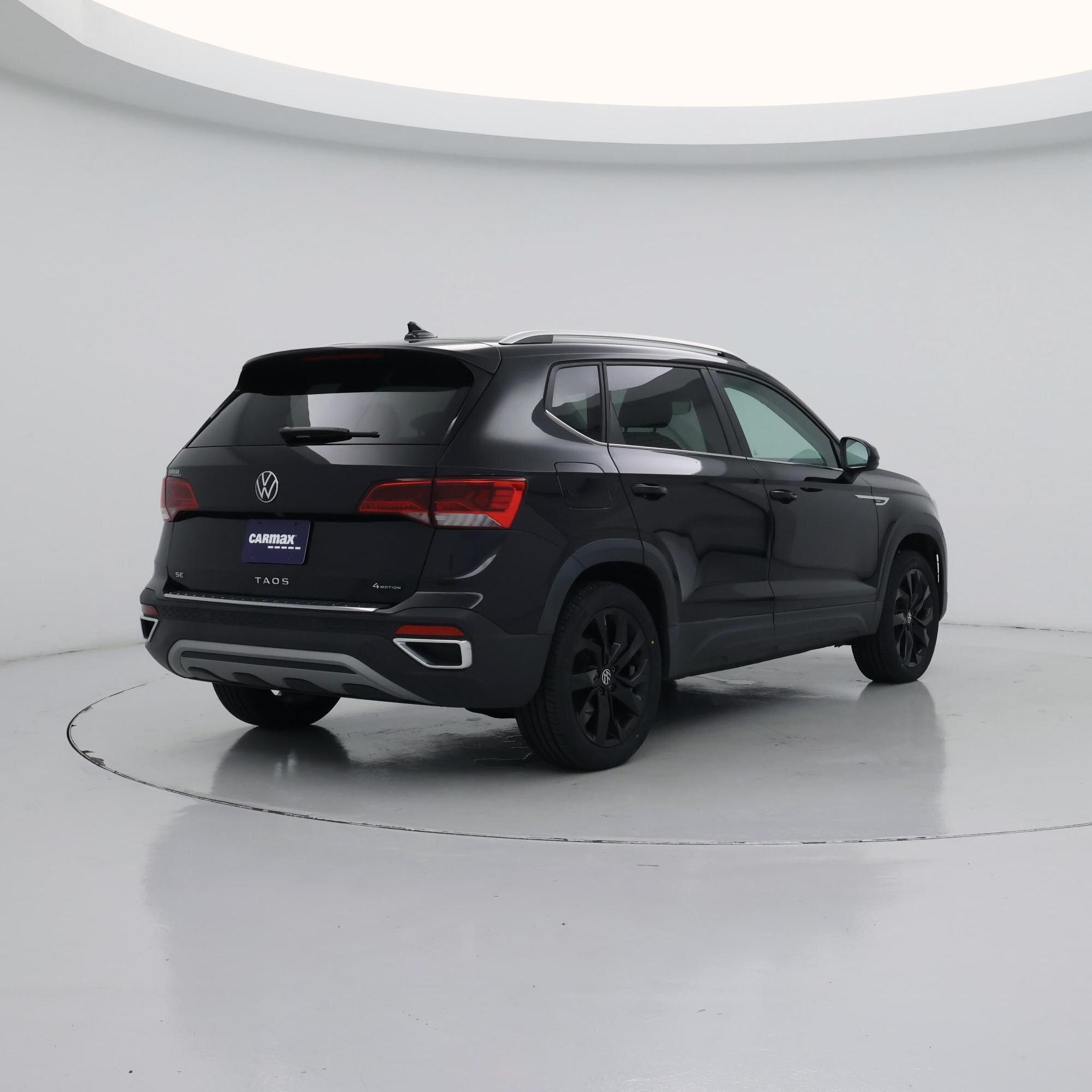 Thumbnail: 2023 Volkswagen Taos - 8