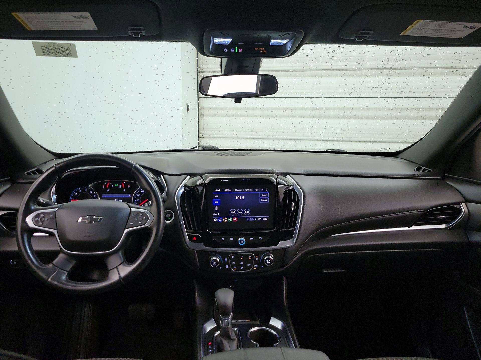Thumbnail: 2022 Chevrolet Traverse - 9