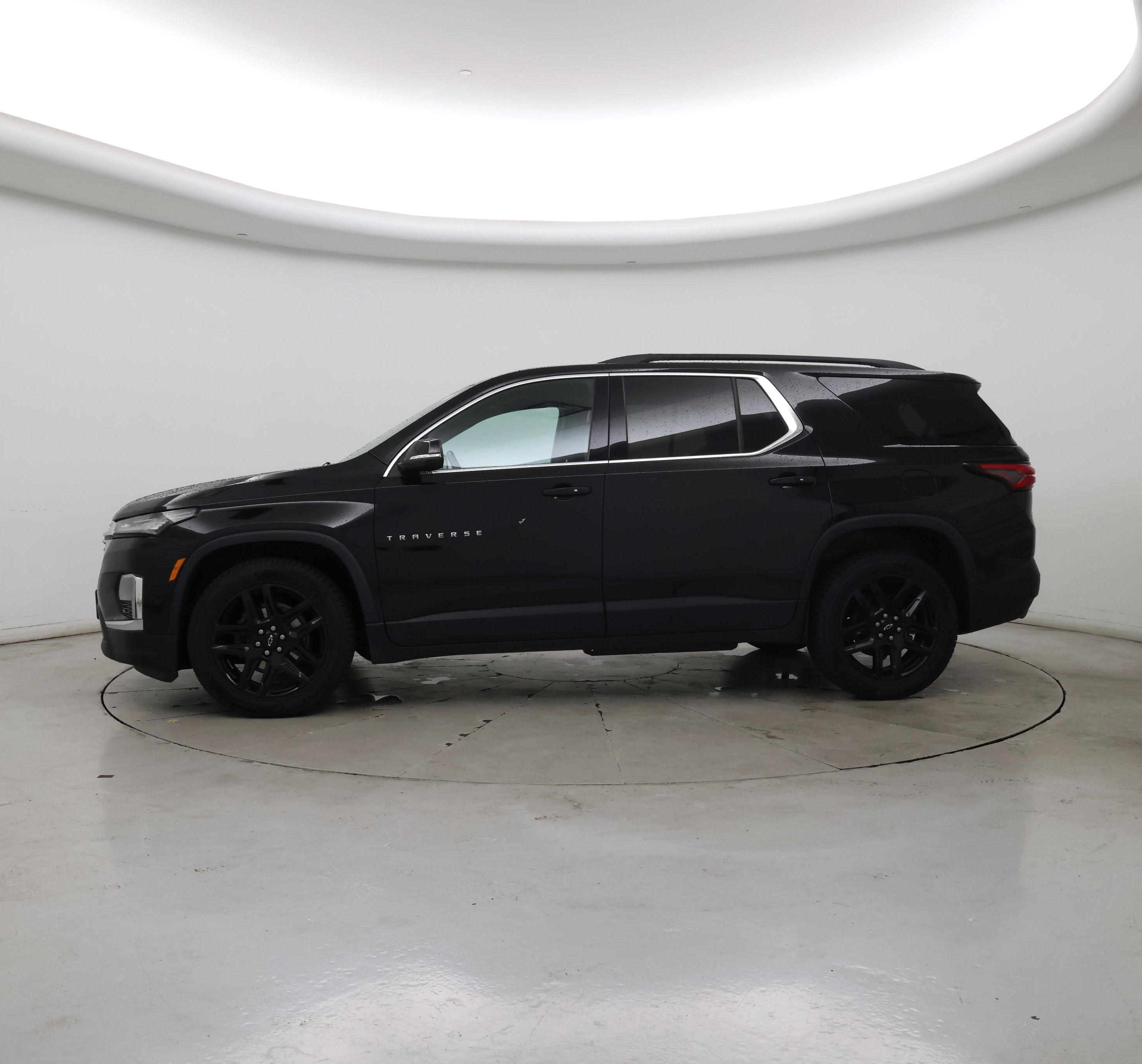Thumbnail: 2022 Chevrolet Traverse - 3
