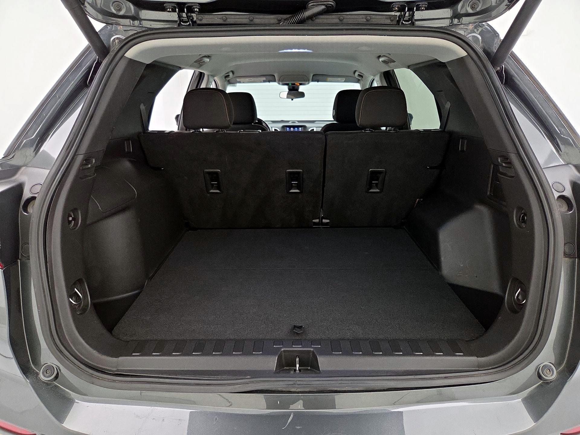 Thumbnail: 2021 Chevrolet Equinox - 20