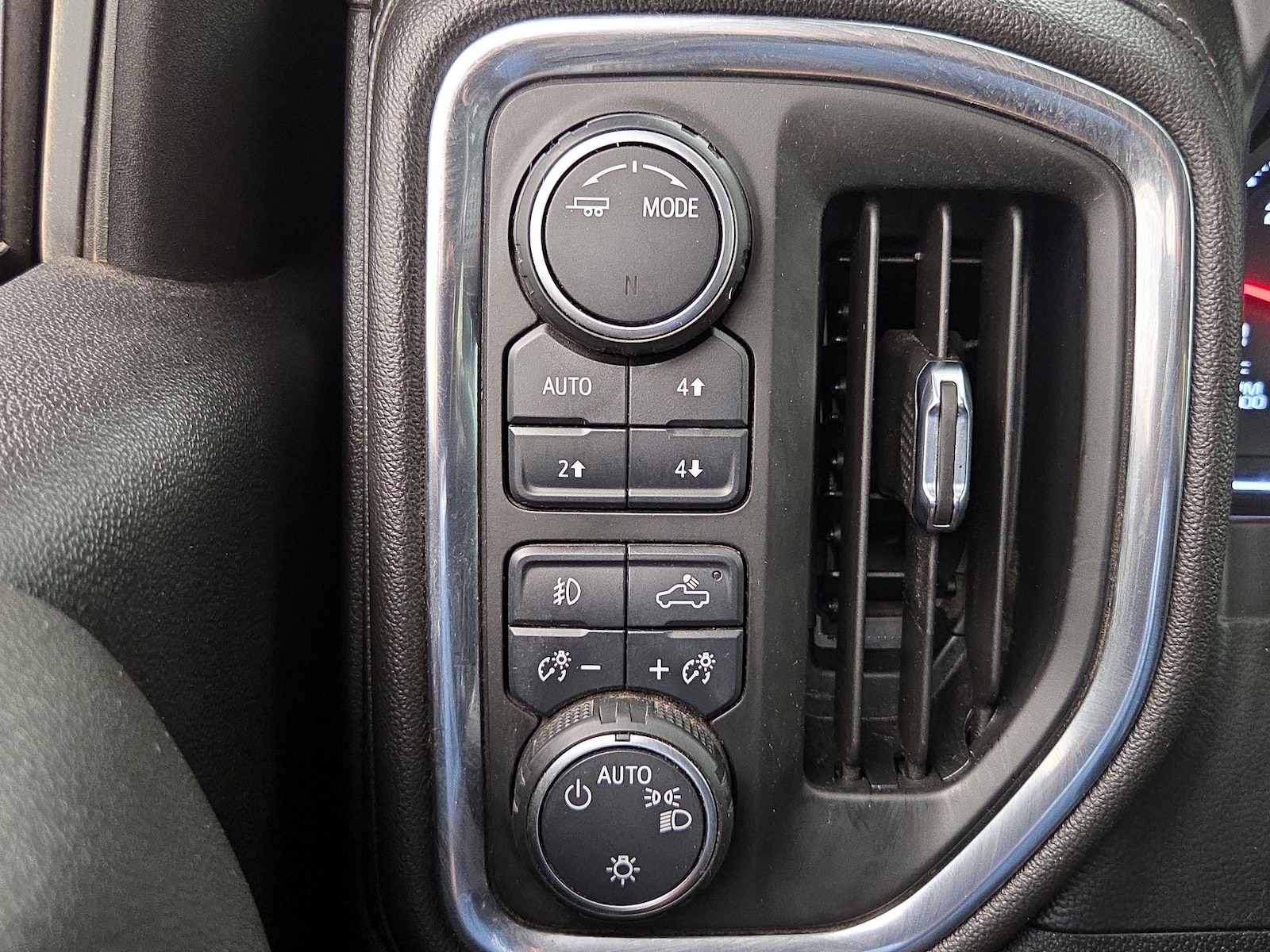 2021 Chevrolet Silverado 1500 RST - Photo 14