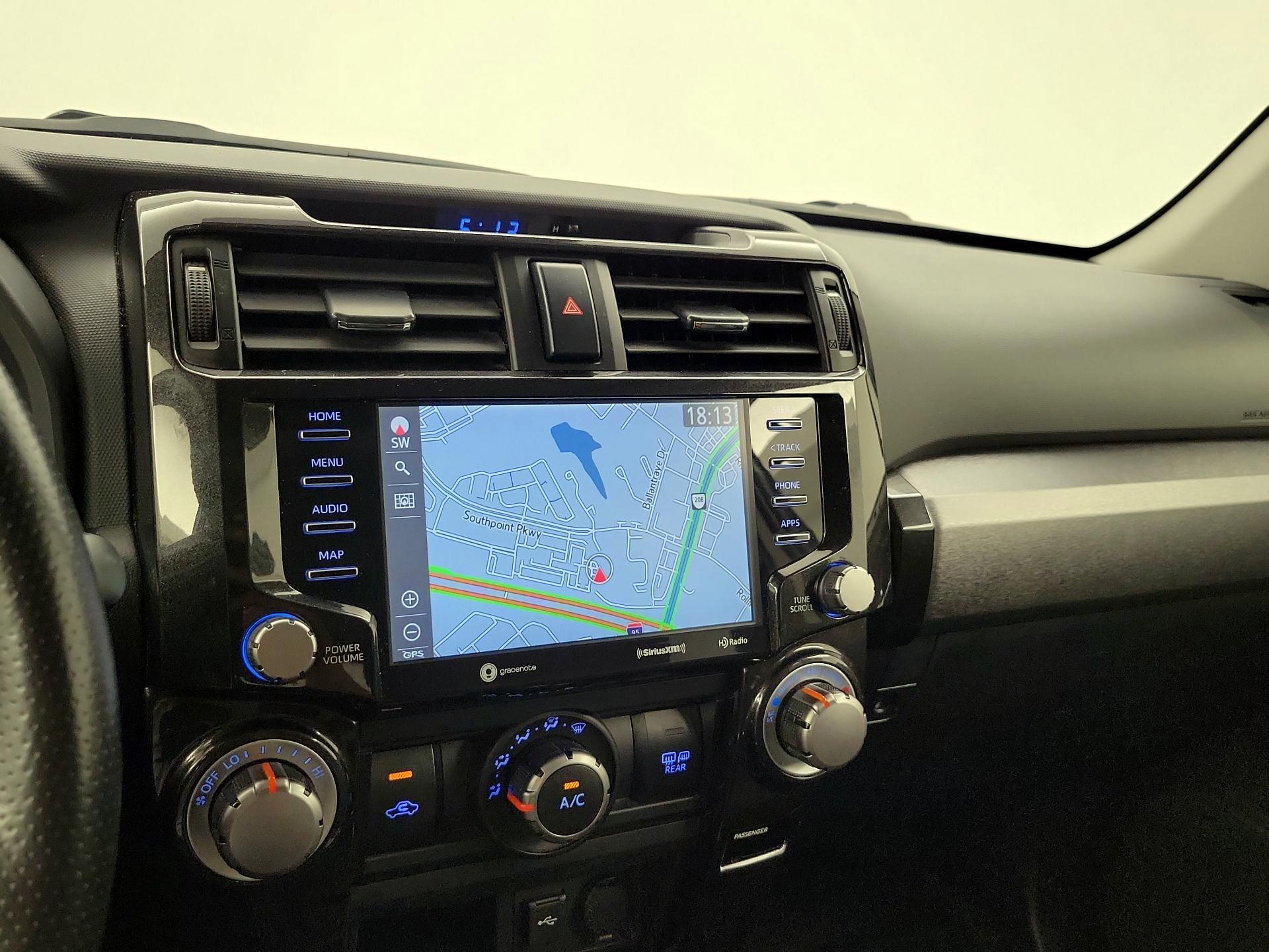 Thumbnail: 2020 Toyota 4Runner - 14