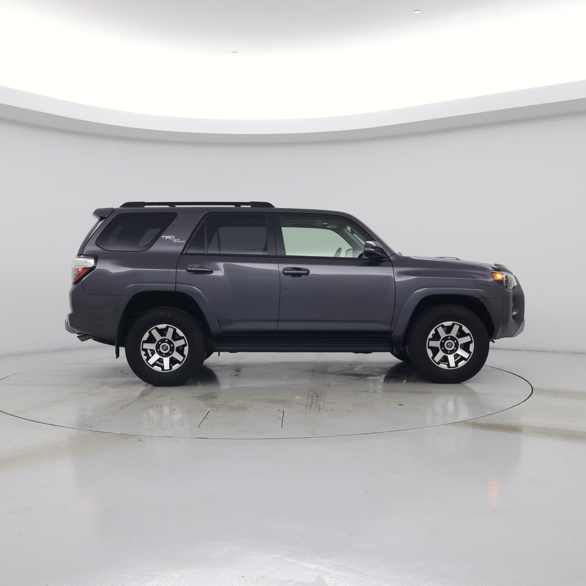 Thumbnail: 2020 Toyota 4Runner - 7