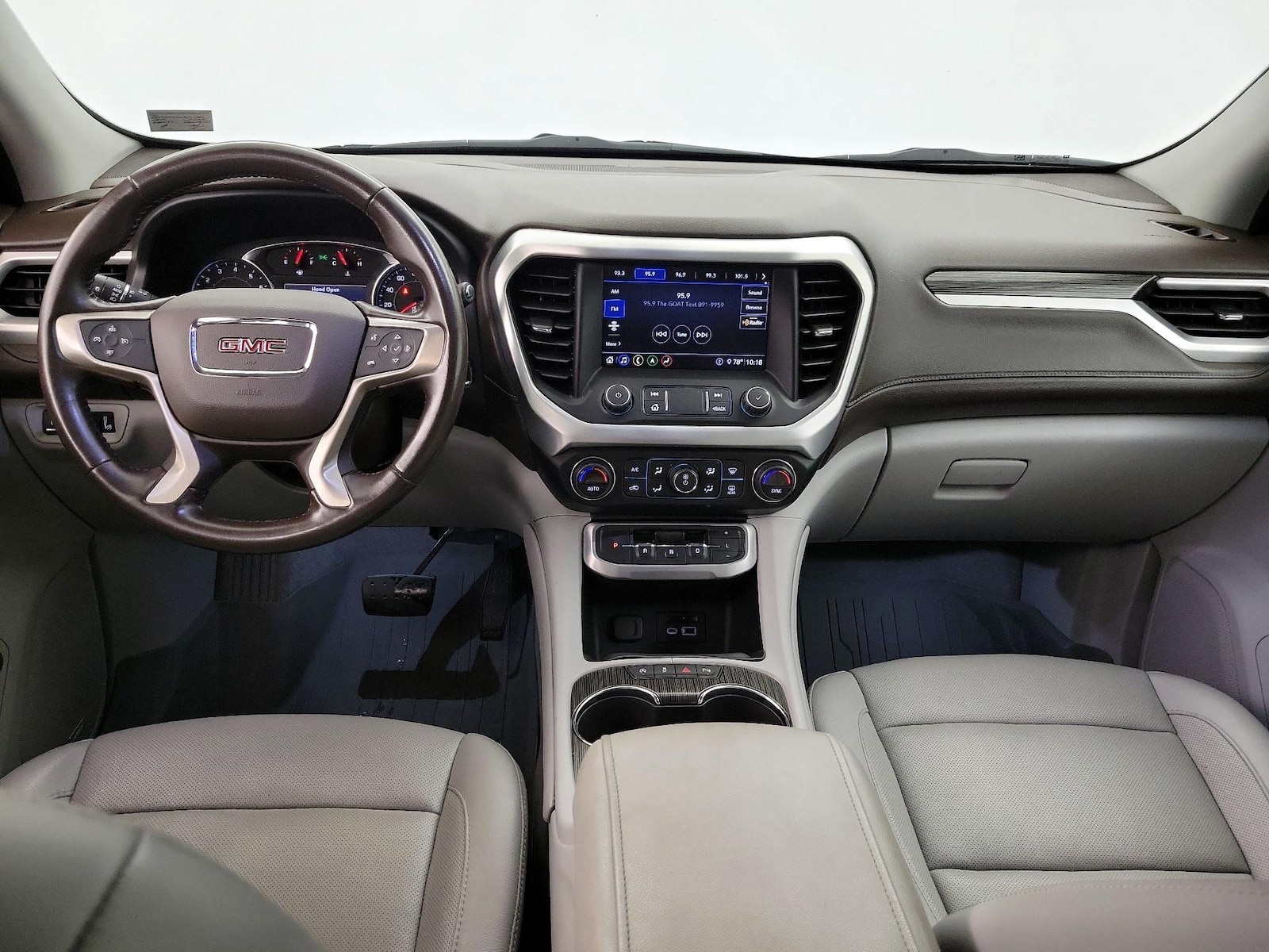 2020 GMC Acadia SLT - Photo 10