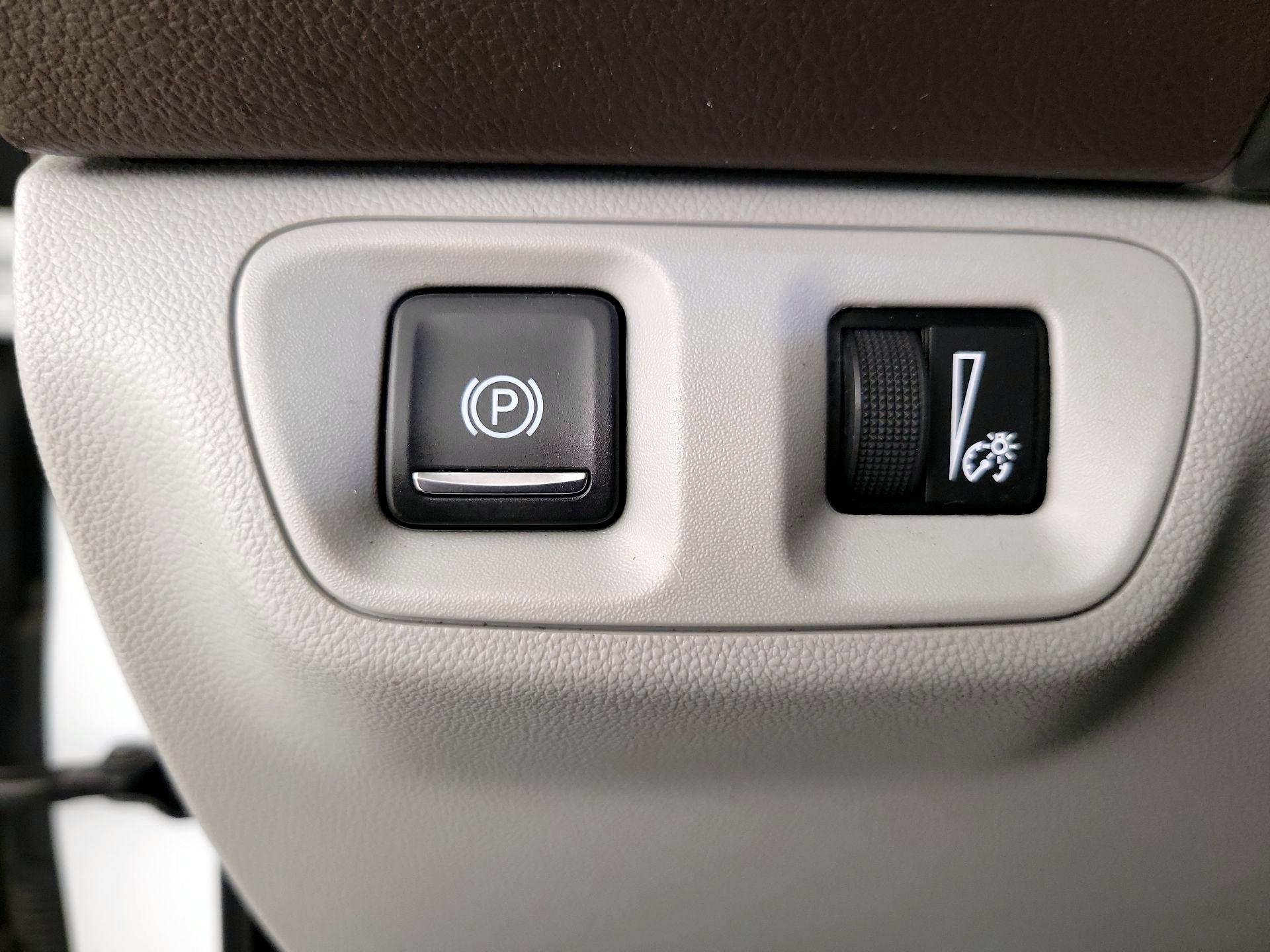 Thumbnail: 2020 GMC Acadia - 13