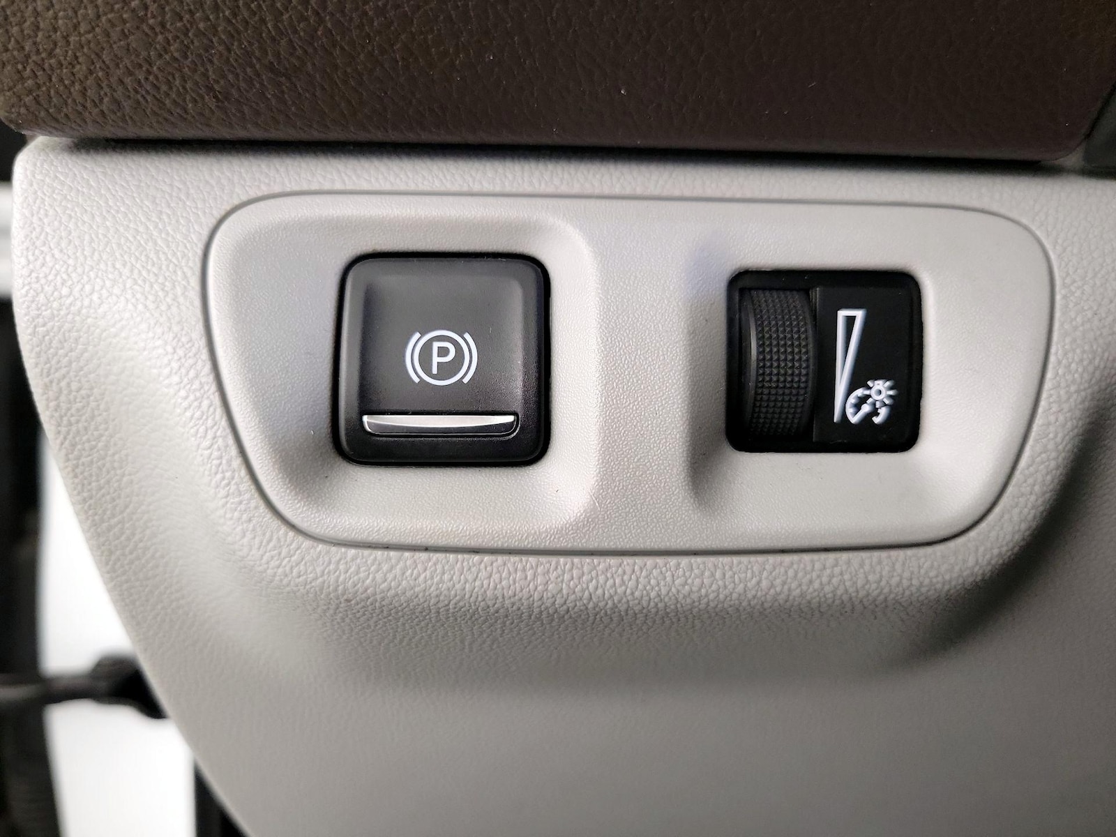 2020 GMC Acadia SLT - Photo 14