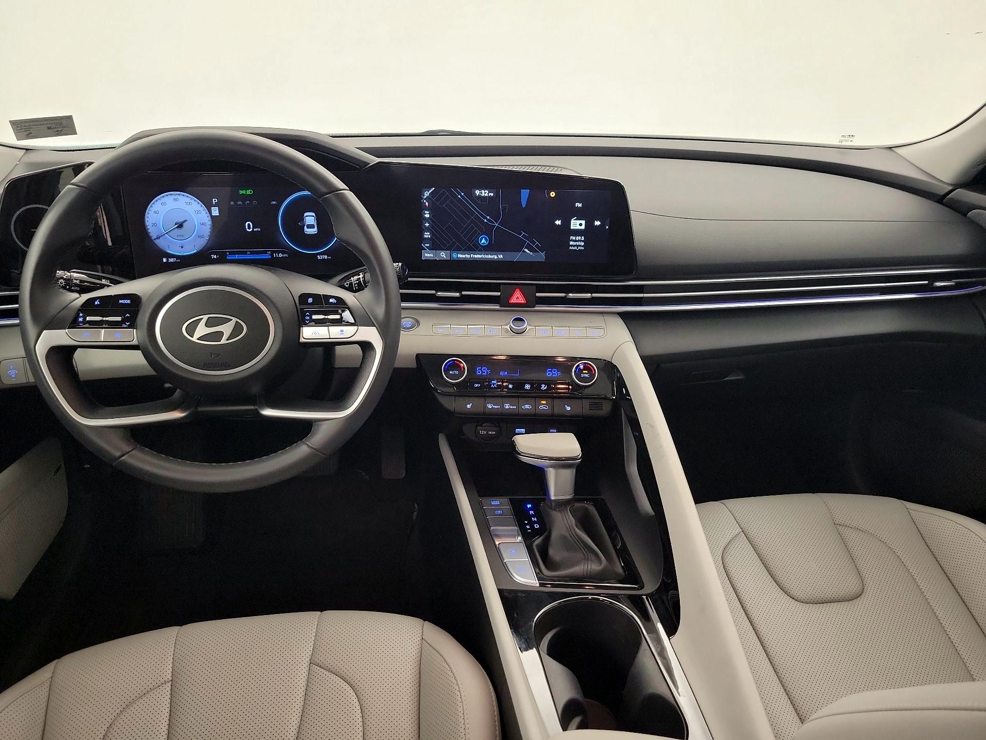 Thumbnail: 2025 Hyundai Elantra - 9