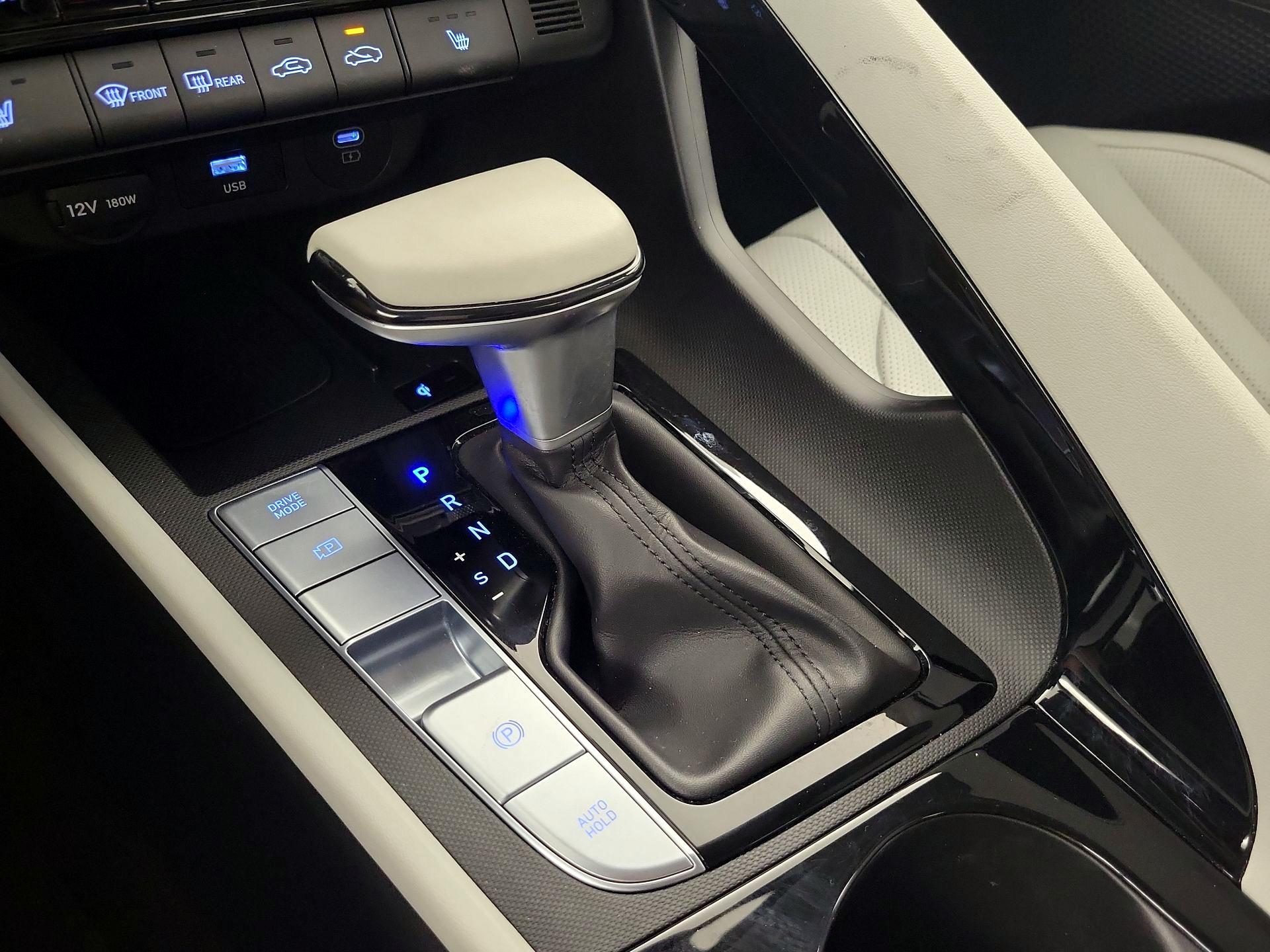 Thumbnail: 2025 Hyundai Elantra - 18