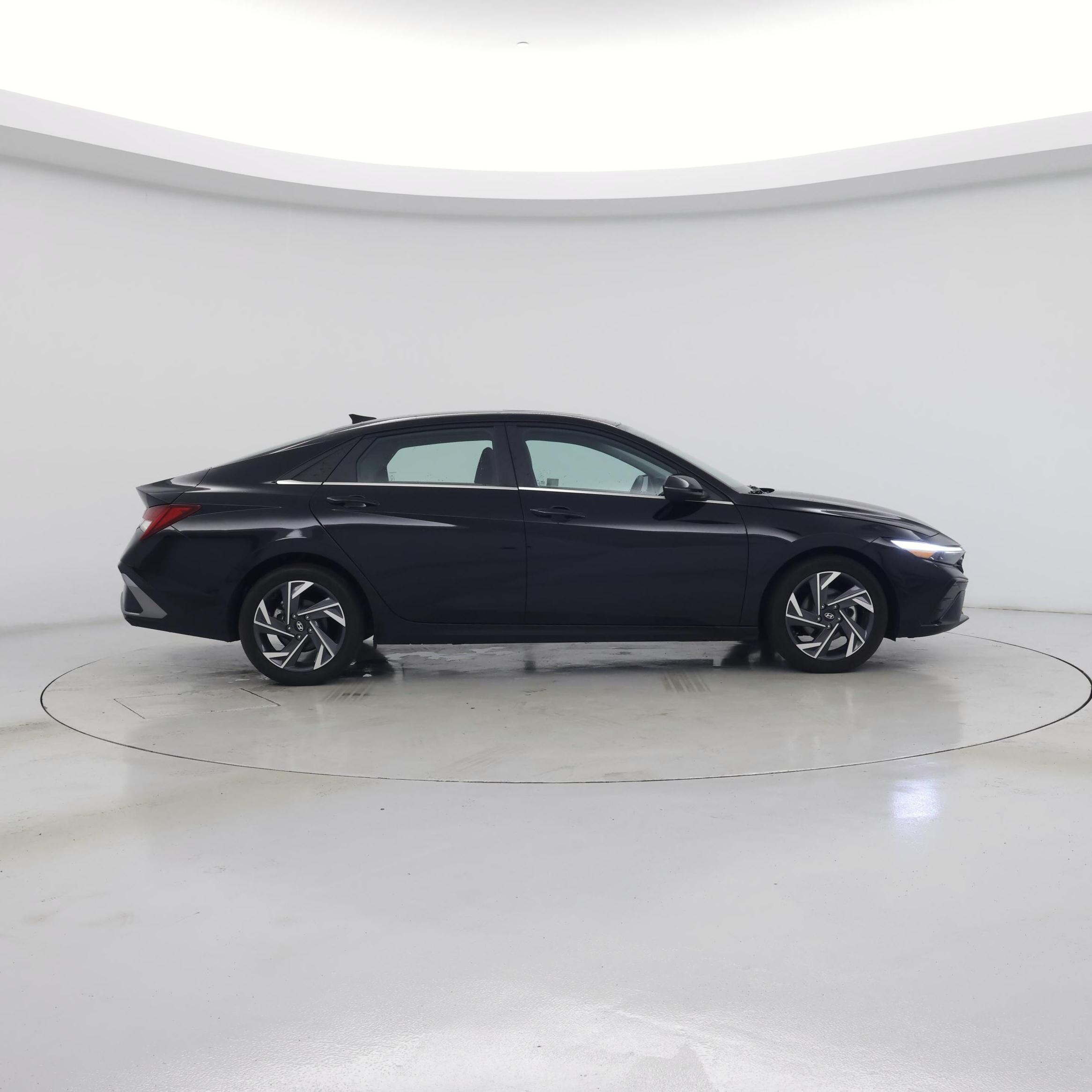 Thumbnail: 2025 Hyundai Elantra - 7