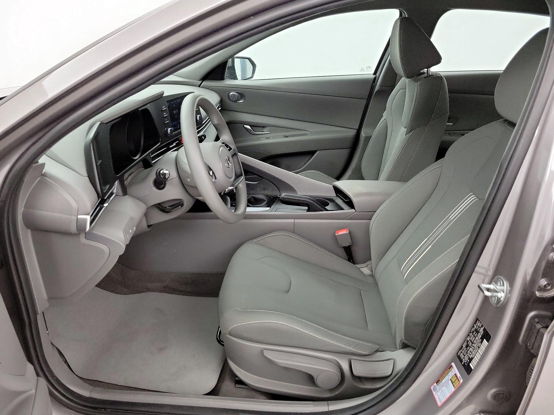 Thumbnail: 2023 Hyundai Elantra - 11