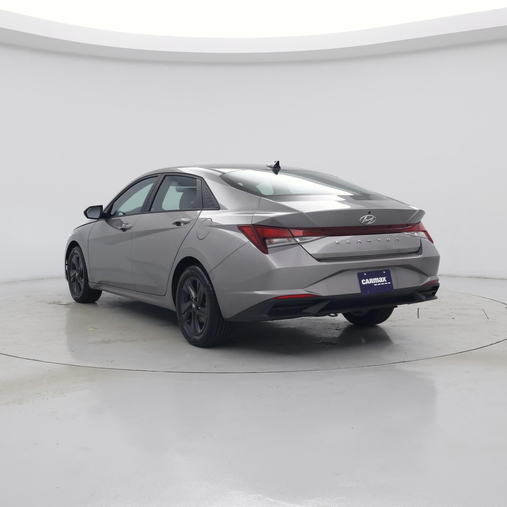 Thumbnail: 2023 Hyundai Elantra - 2