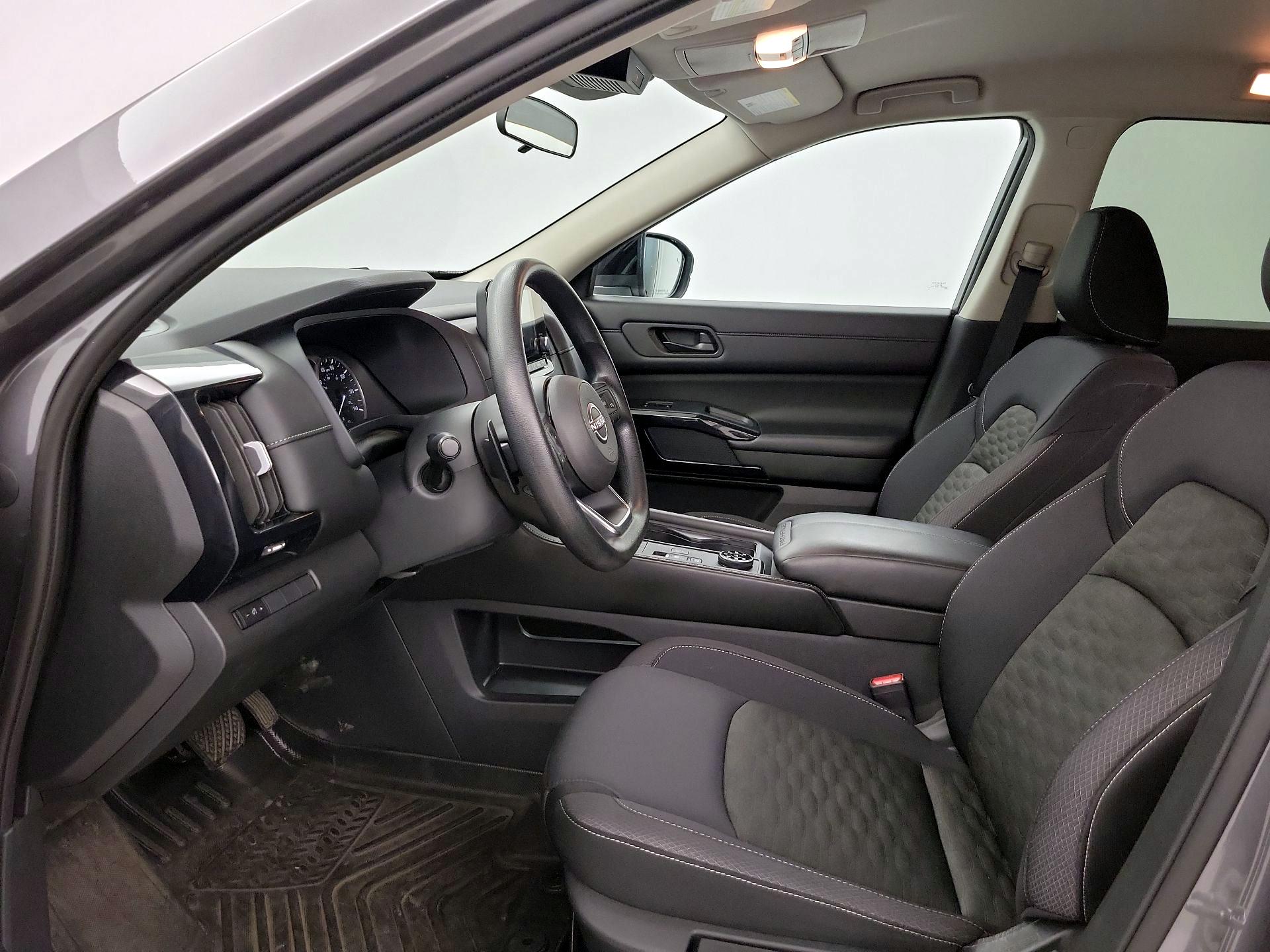 Thumbnail: 2024 Nissan Pathfinder - 11