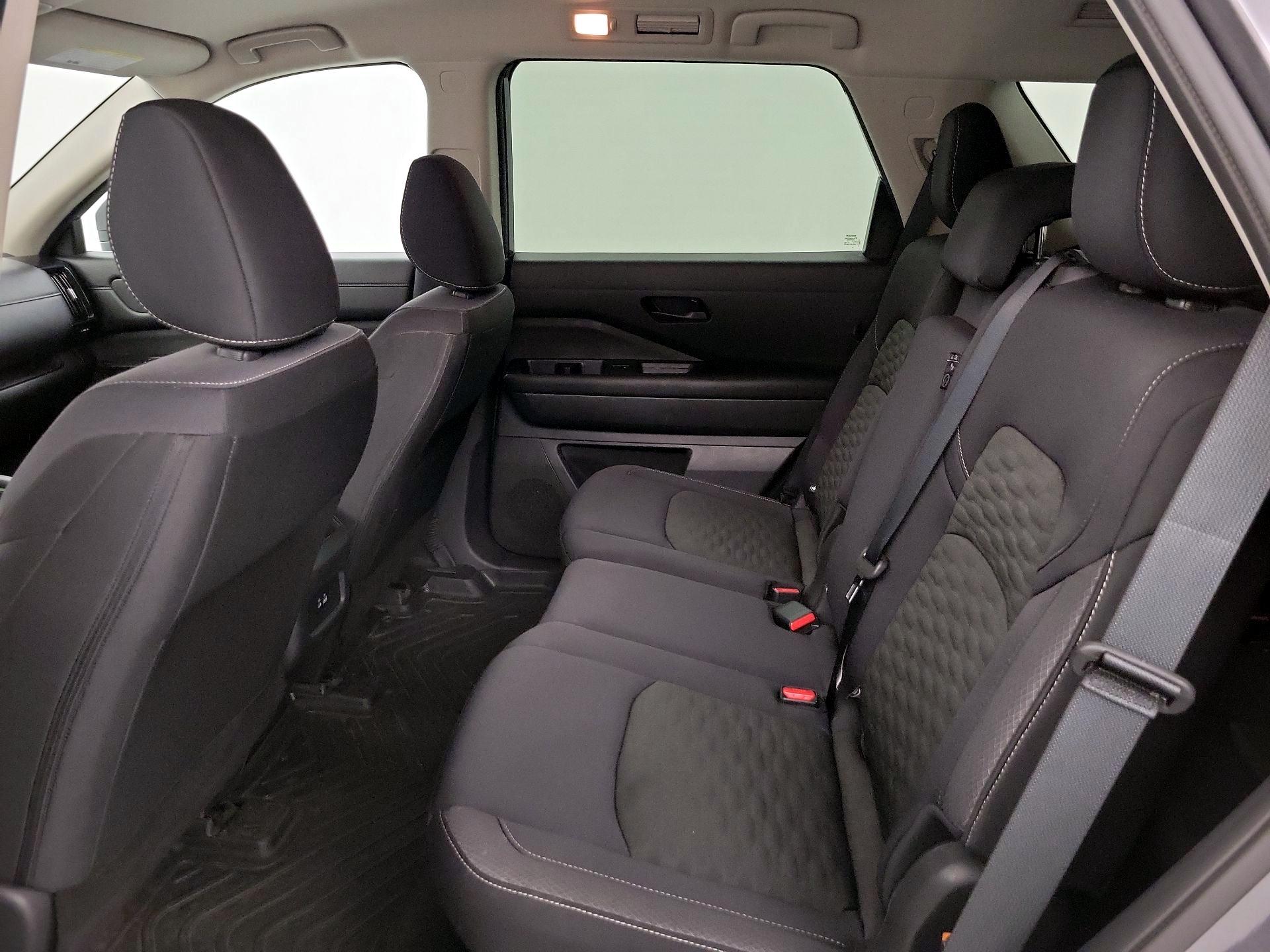 Thumbnail: 2024 Nissan Pathfinder - 19