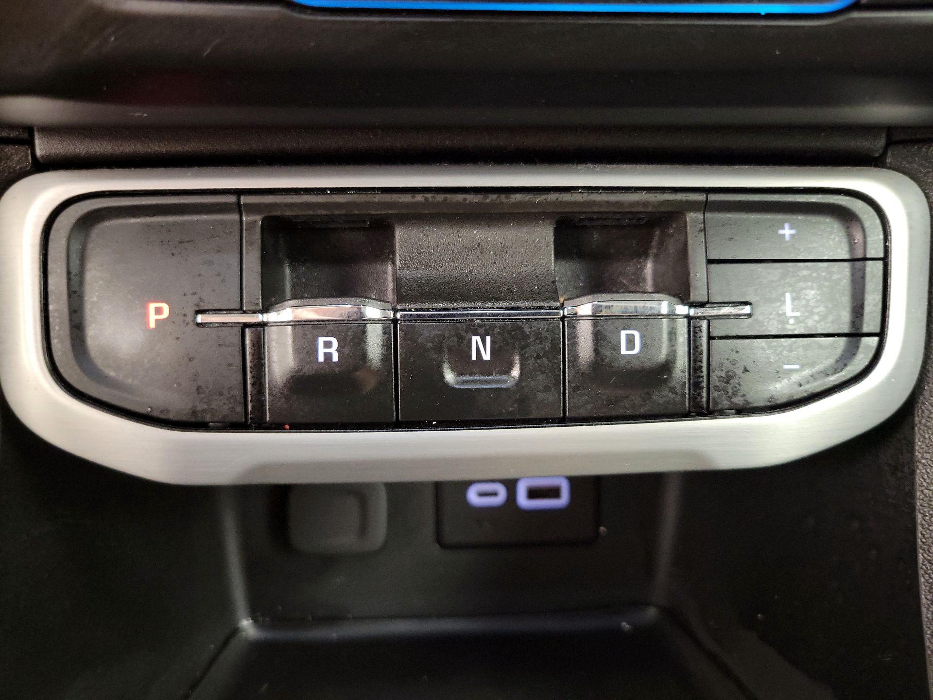 Thumbnail: 2023 GMC Acadia - 17