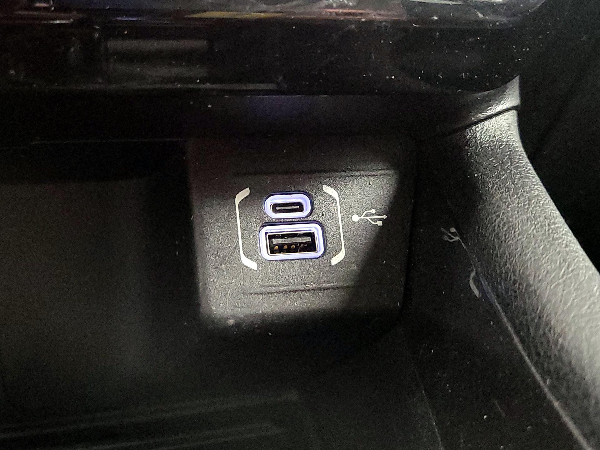 Thumbnail: 2022 Jeep Compass - 18