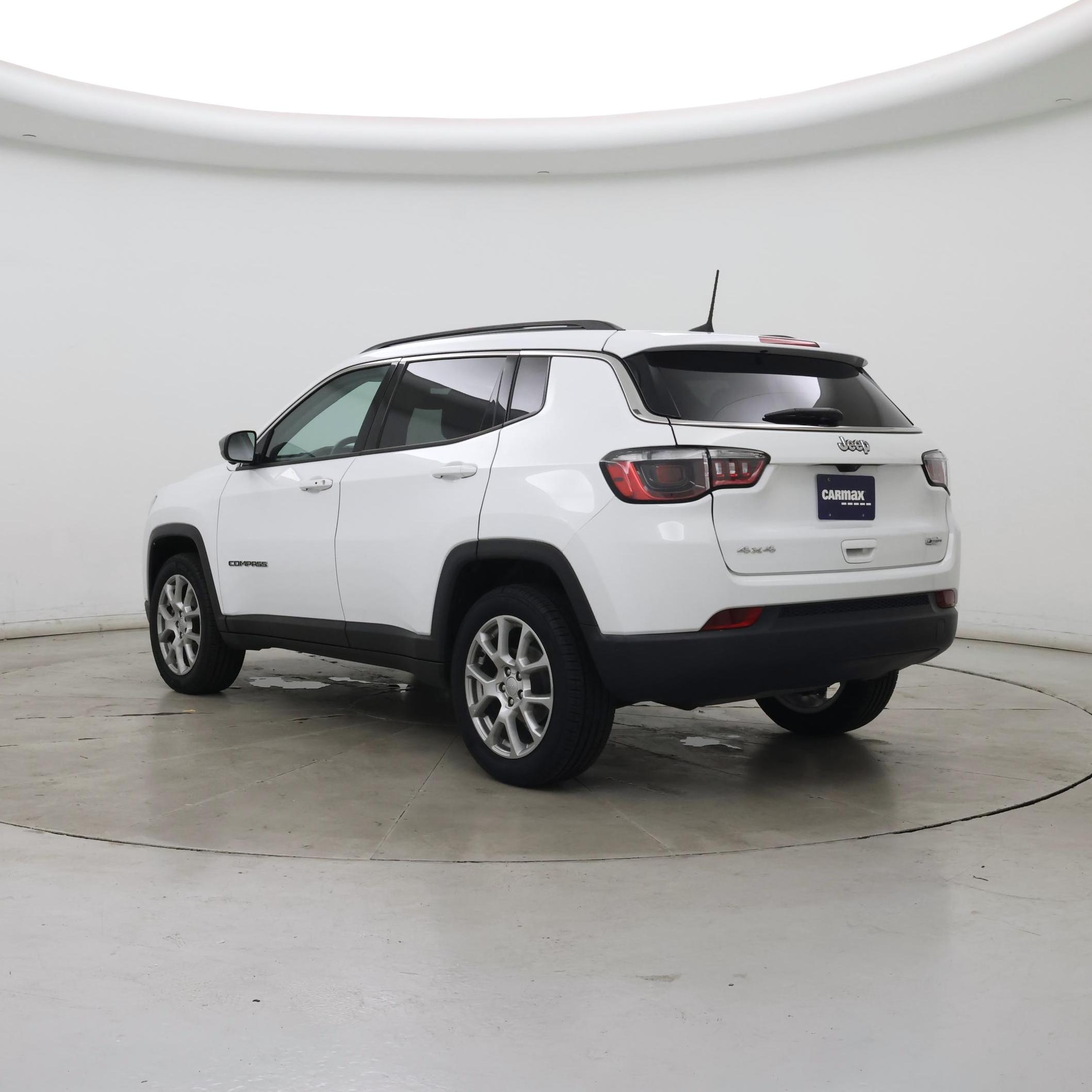 Thumbnail: 2022 Jeep Compass - 2