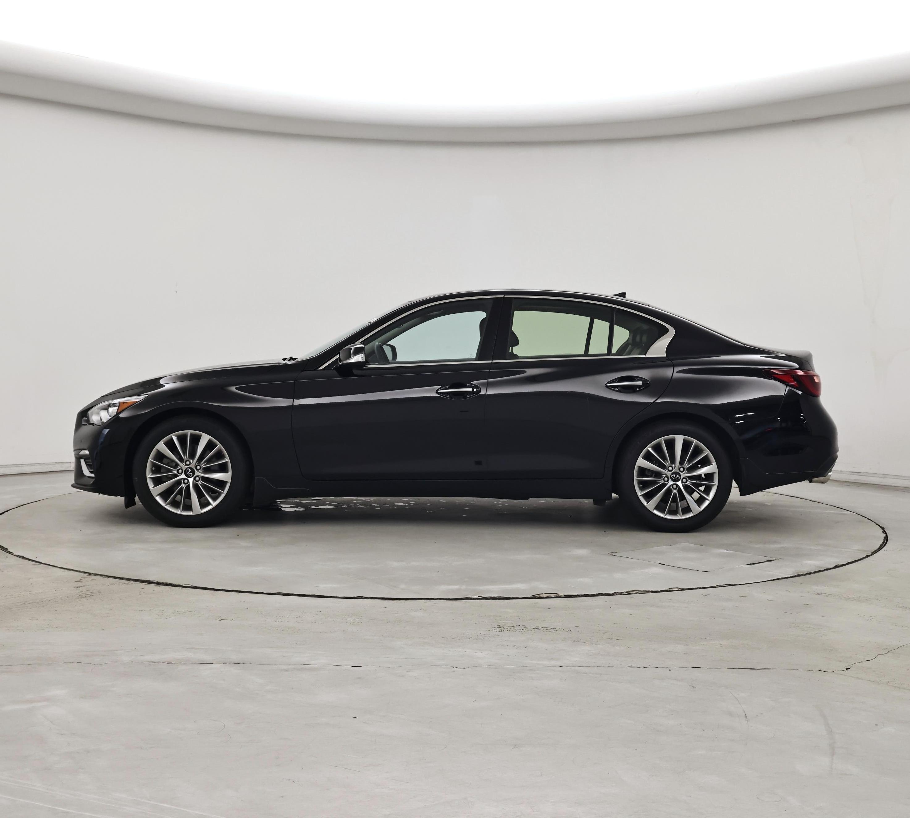 Thumbnail: 2024 INFINITI Q50 - 3