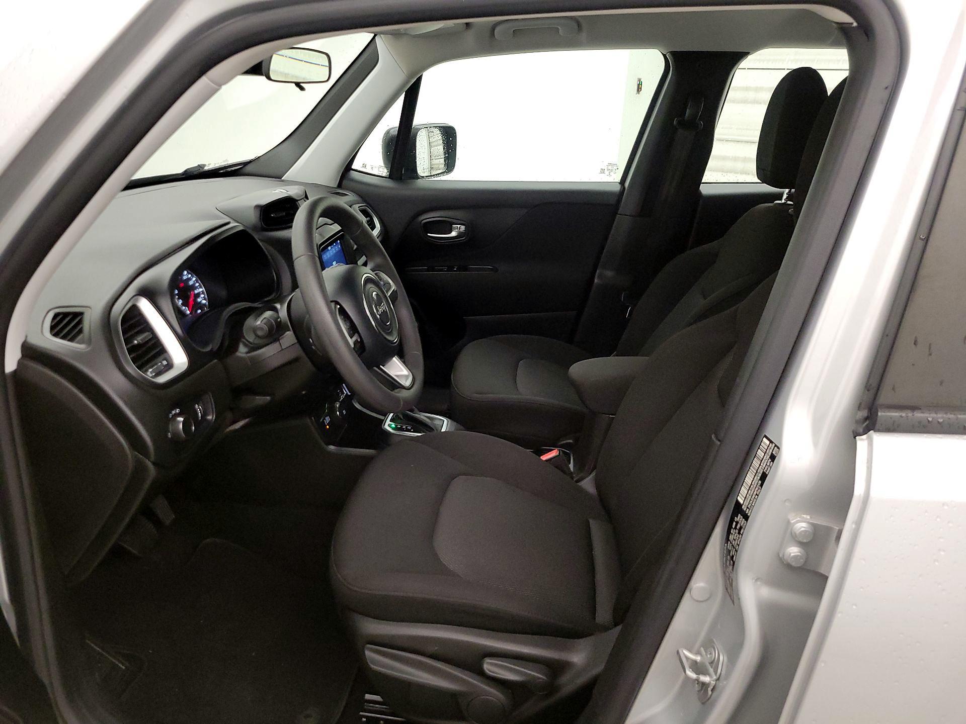 Thumbnail: 2021 Jeep Renegade - 11