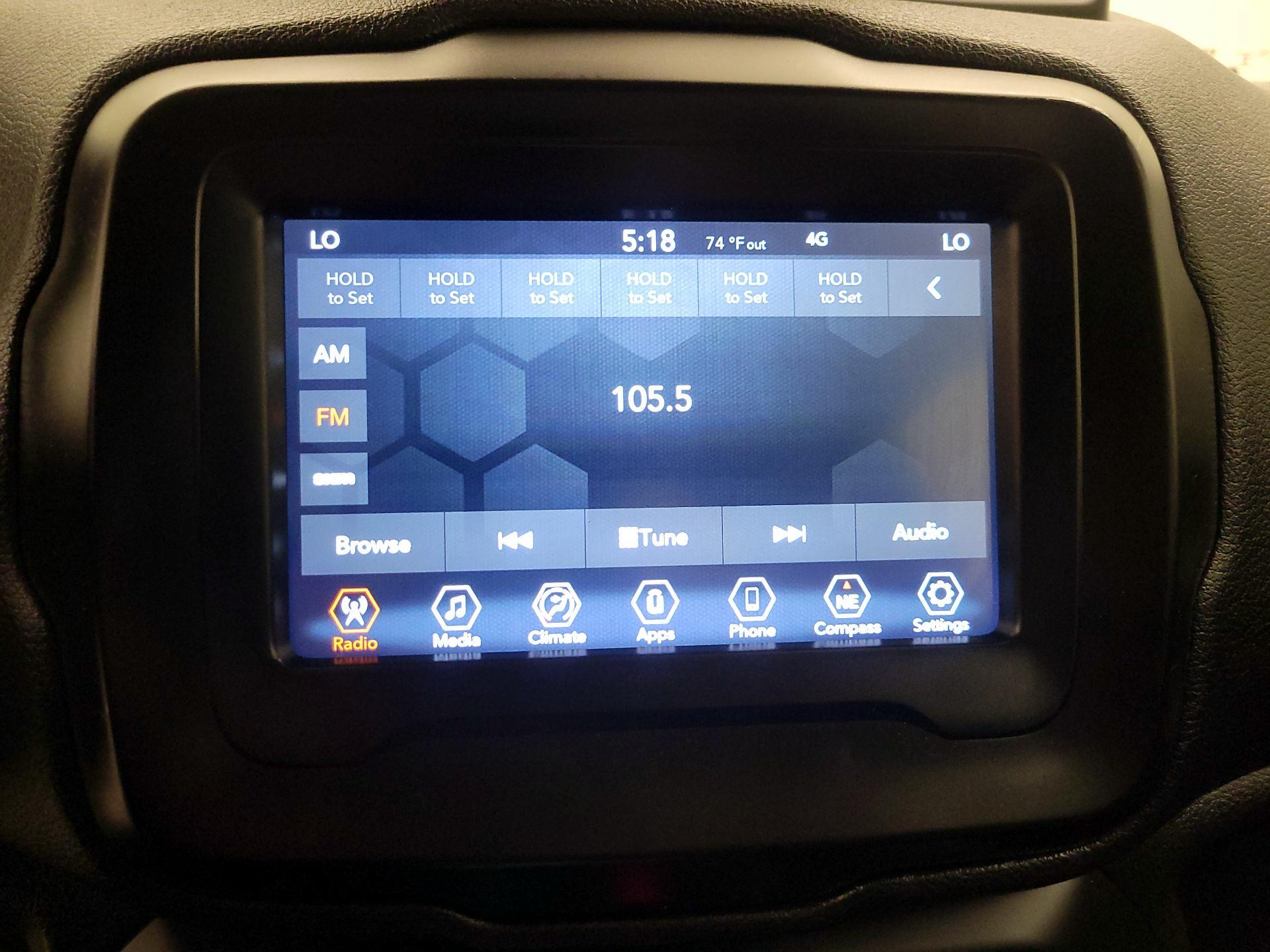 Thumbnail: 2021 Jeep Renegade - 15