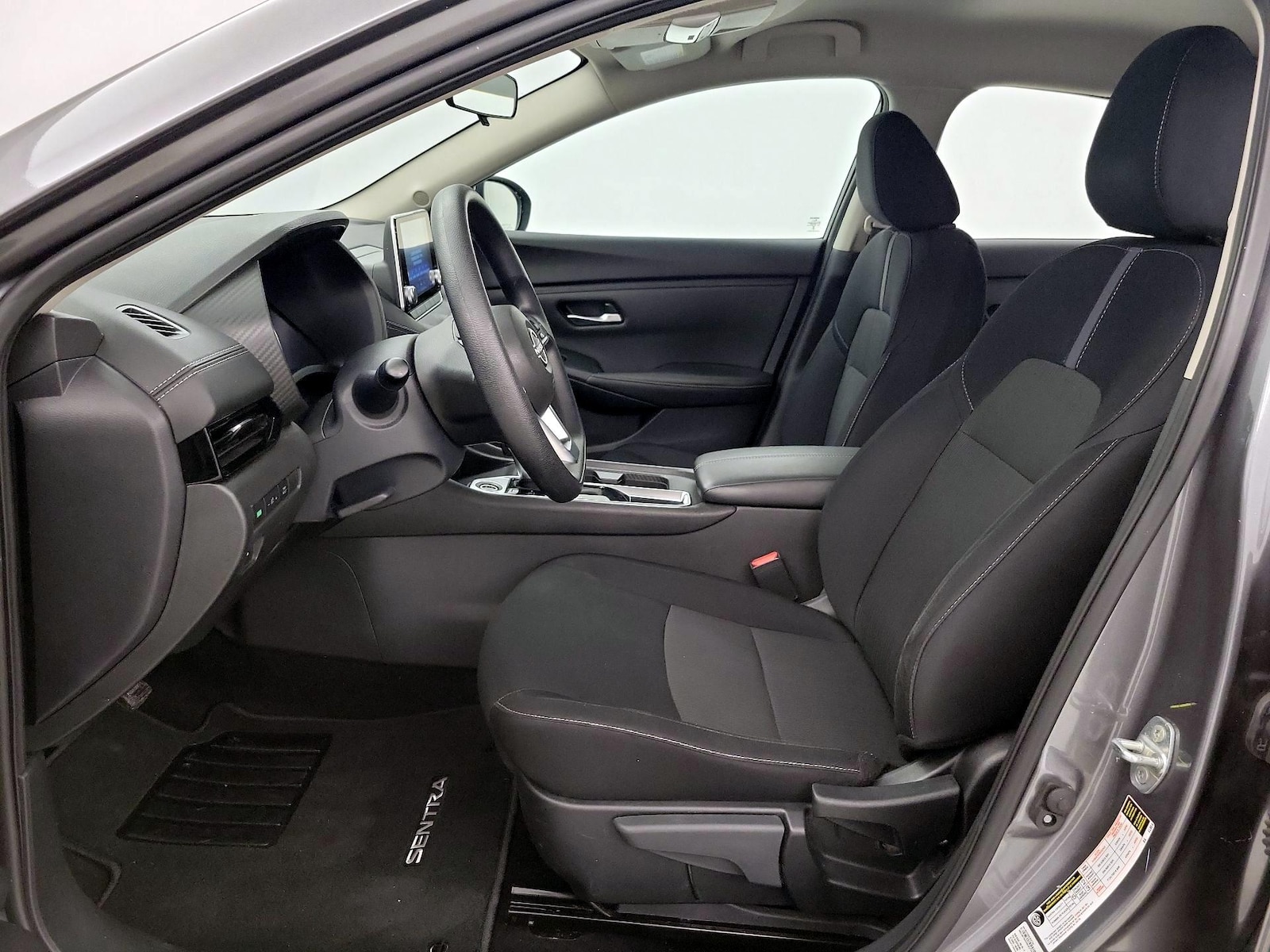 2024 Nissan Sentra SV - Photo 12