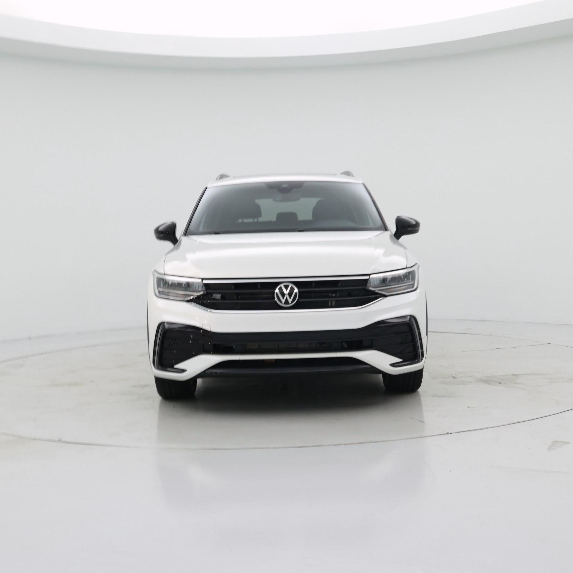 Thumbnail: 2022 Volkswagen Tiguan - 5