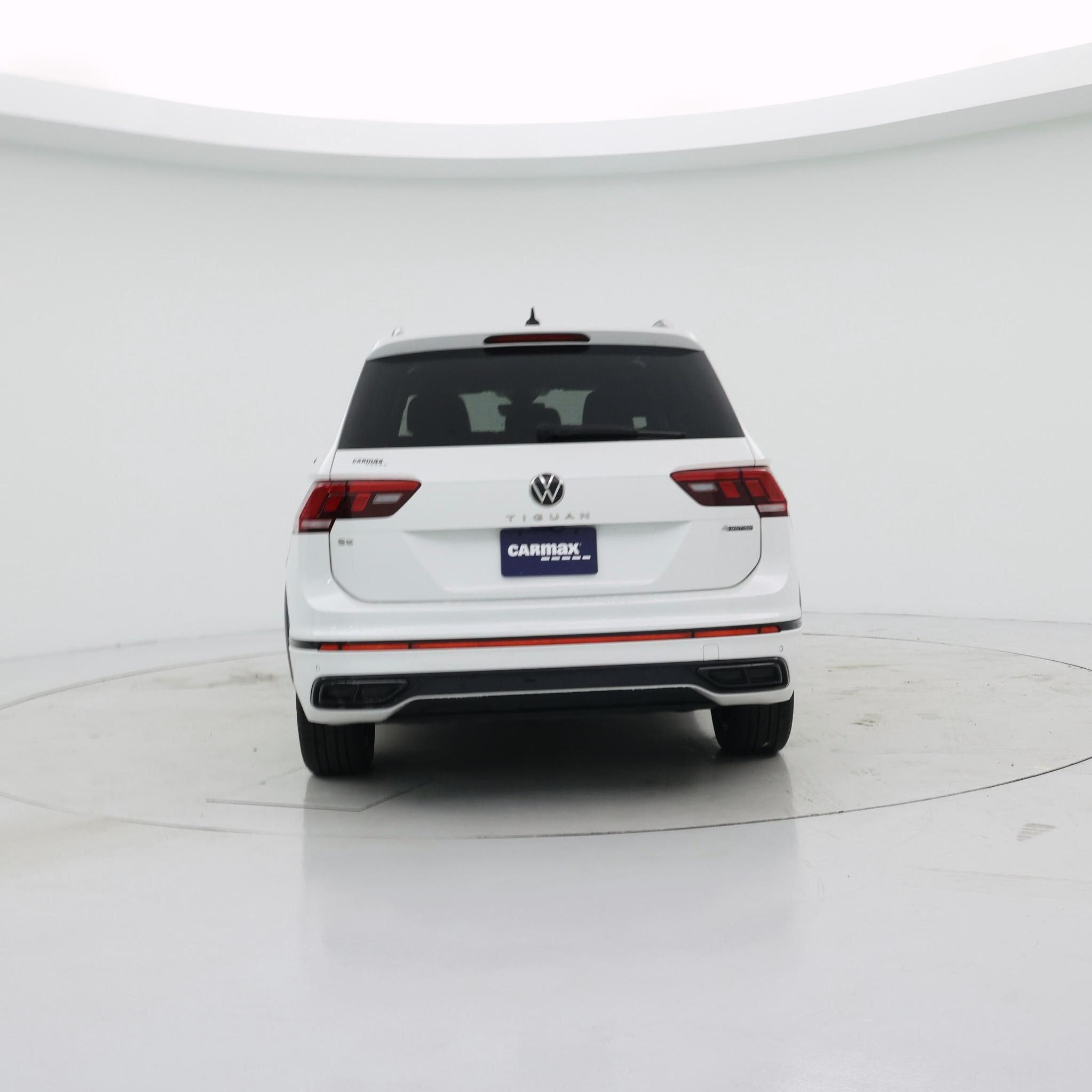 Thumbnail: 2022 Volkswagen Tiguan - 6