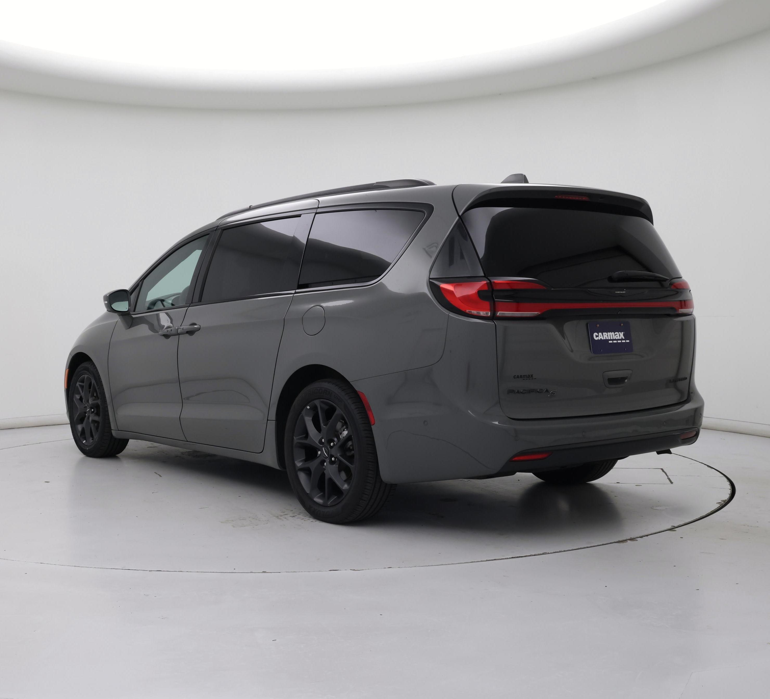 Thumbnail: 2022 Chrysler Pacifica - 2