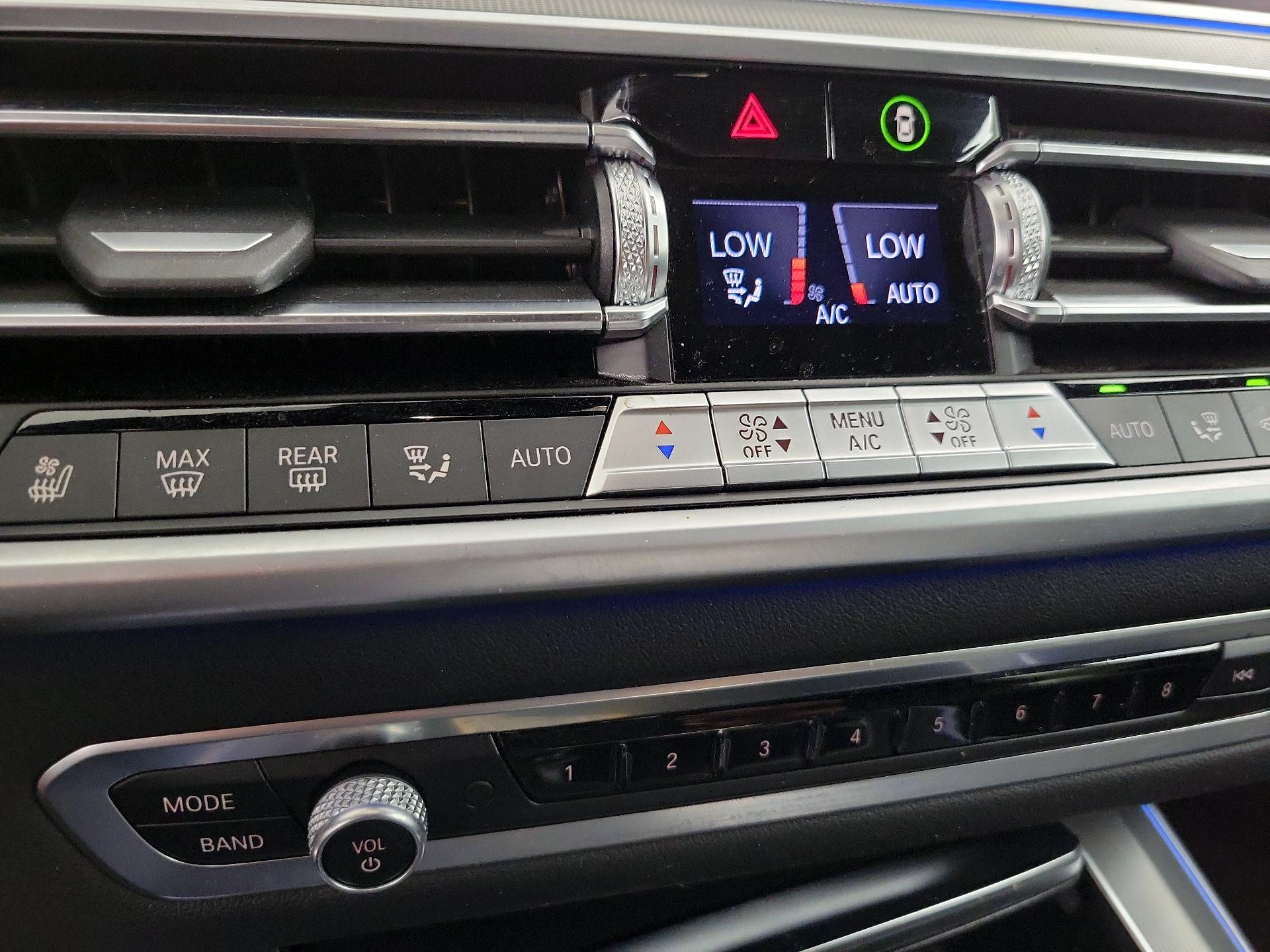 Thumbnail: 2021 BMW X5 - 17