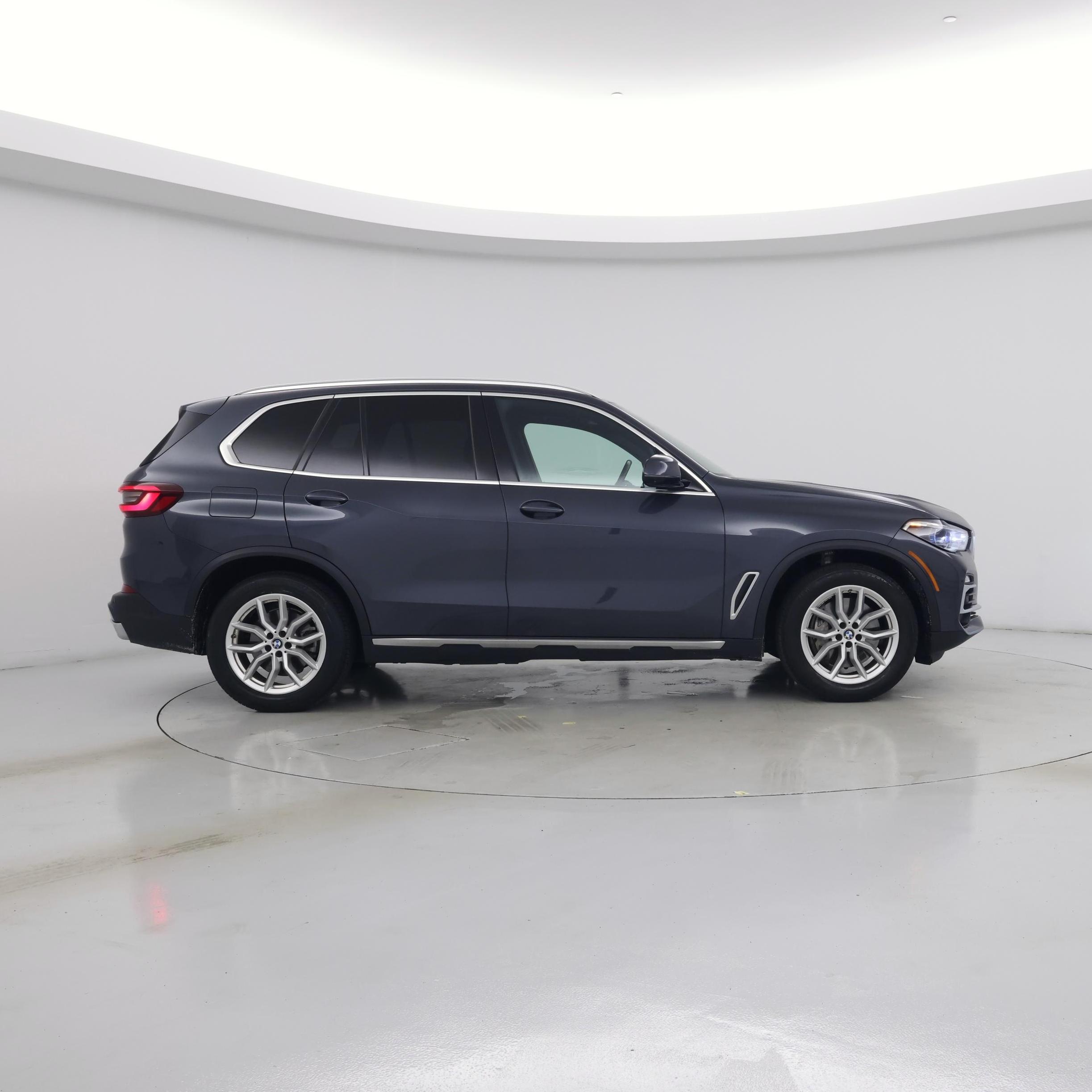 Thumbnail: 2021 BMW X5 - 7