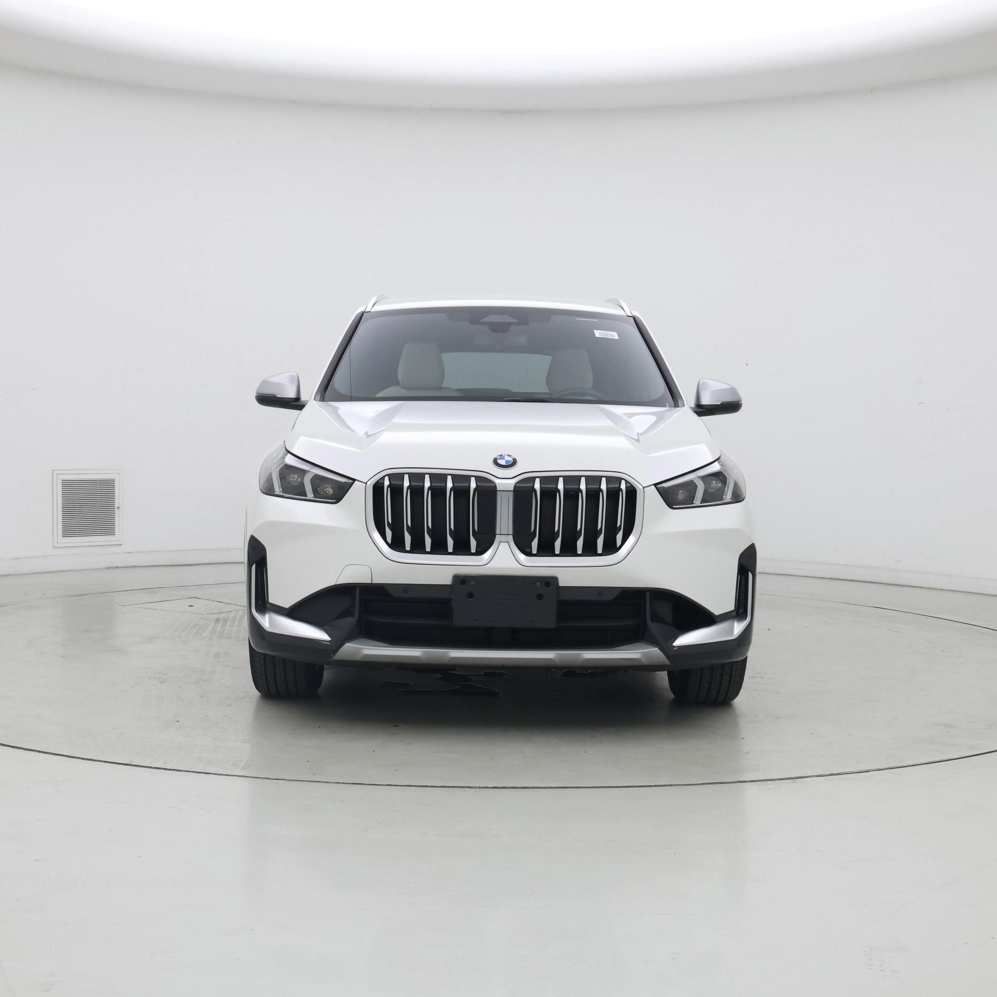Thumbnail: 2023 BMW X1 - 5