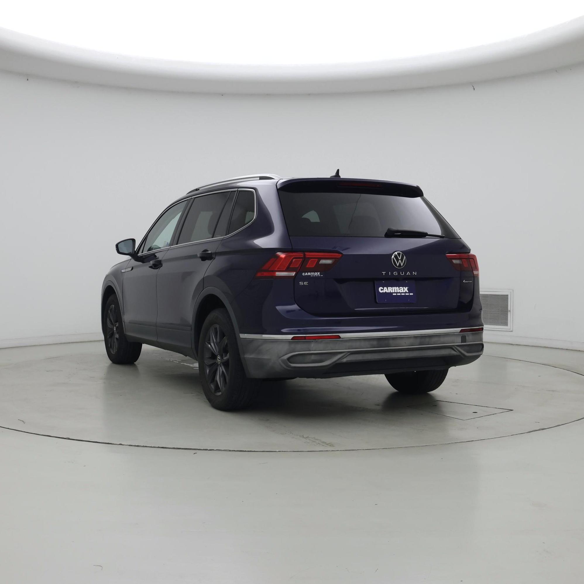 Thumbnail: 2022 Volkswagen Tiguan - 2