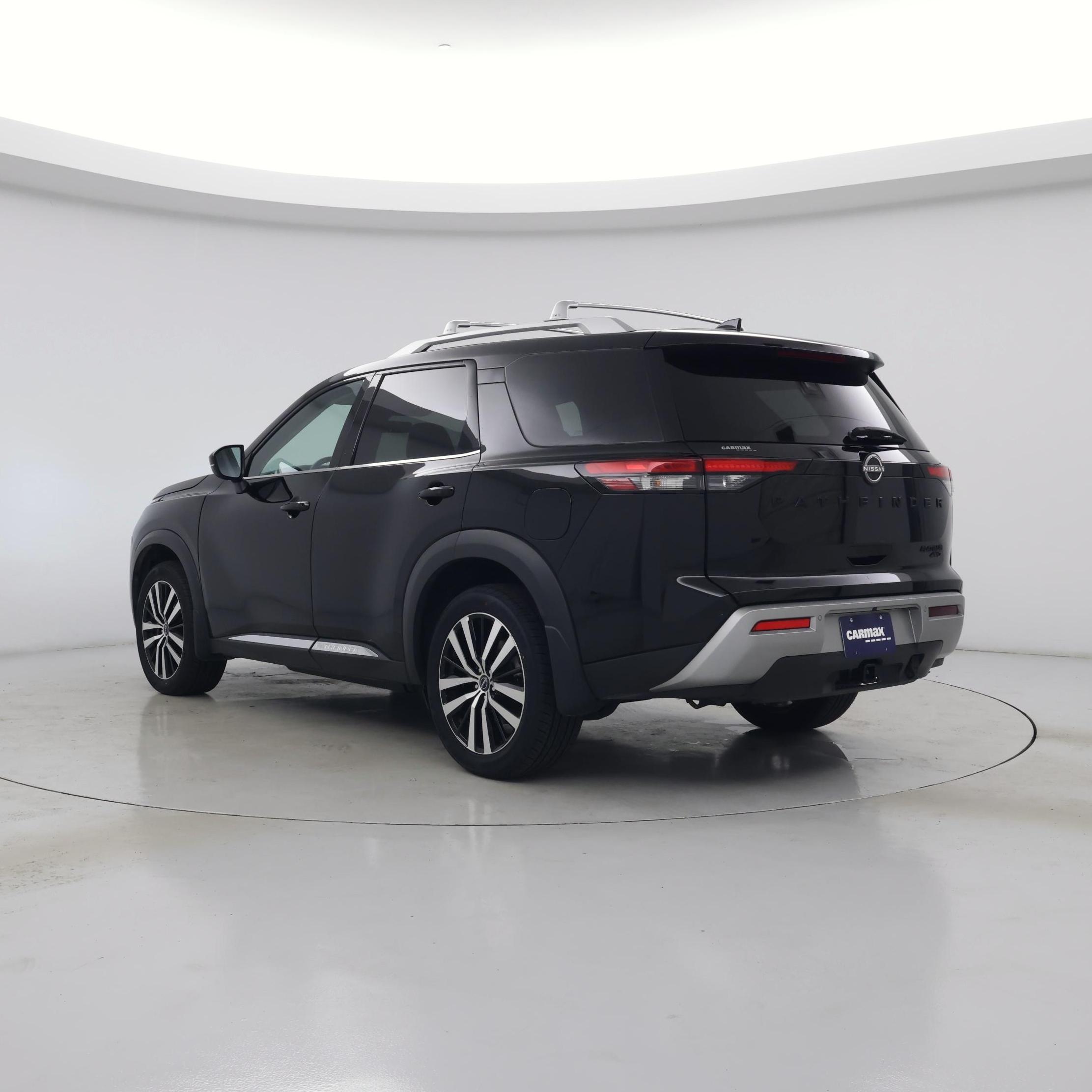 Thumbnail: 2023 Nissan Pathfinder - 2