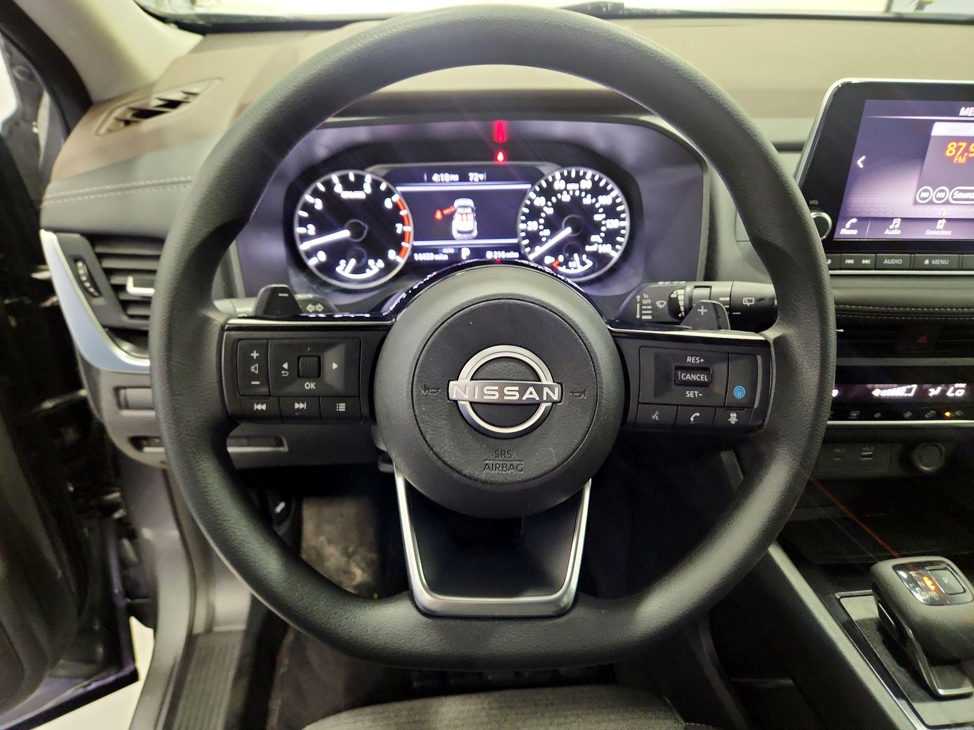 Thumbnail: 2023 Nissan Rogue - 10
