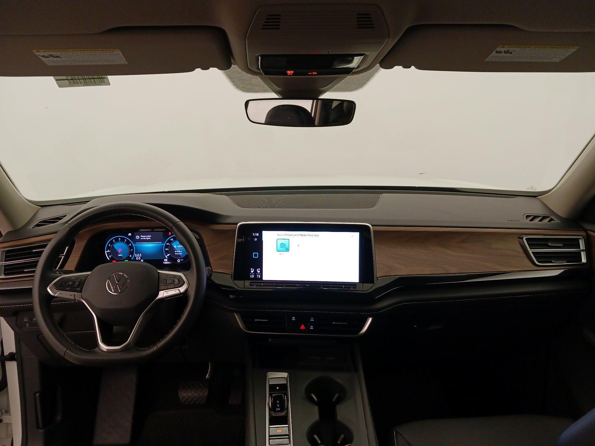 Thumbnail: 2024 Volkswagen Atlas - 9