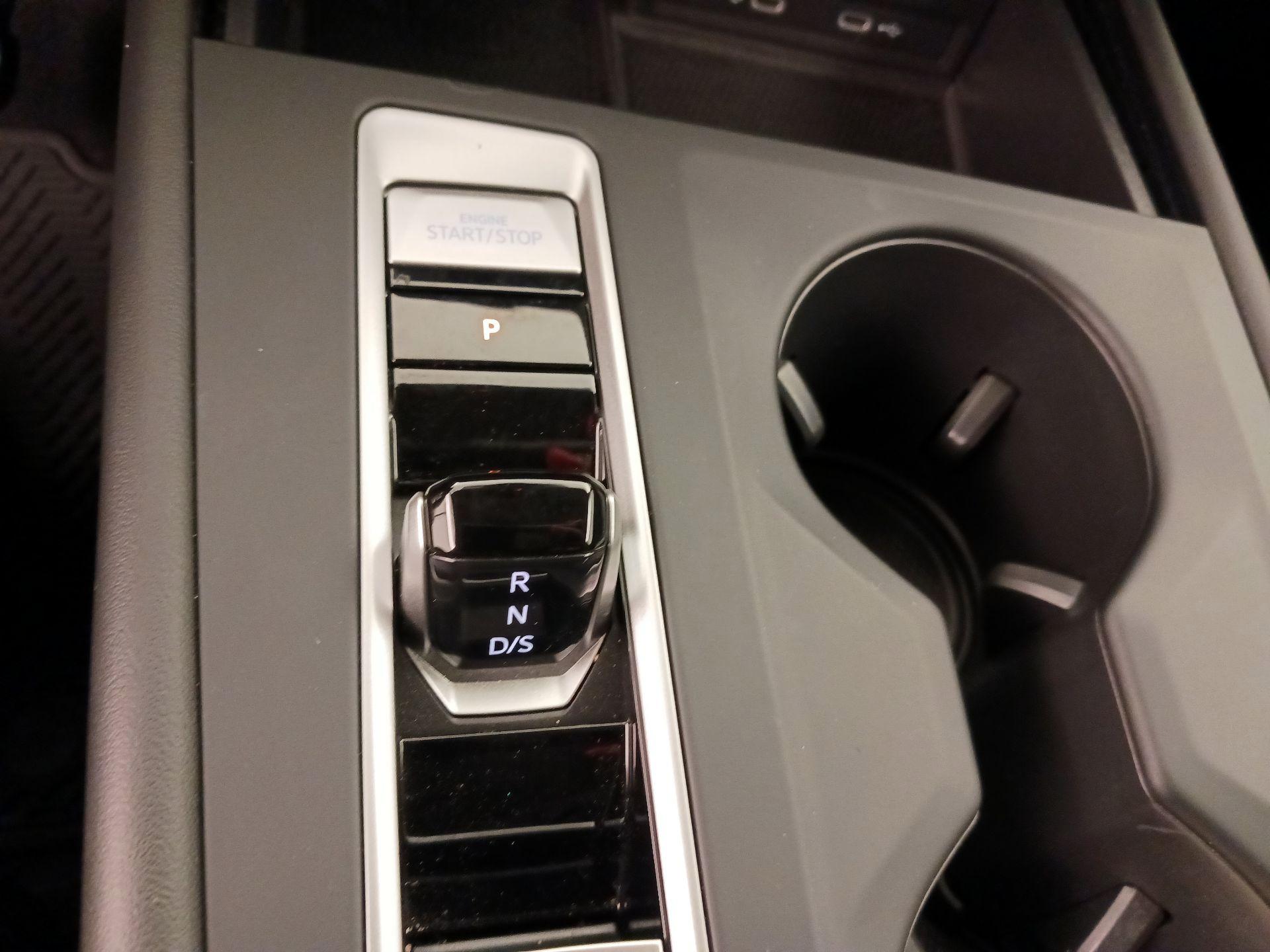 Thumbnail: 2024 Volkswagen Atlas - 17