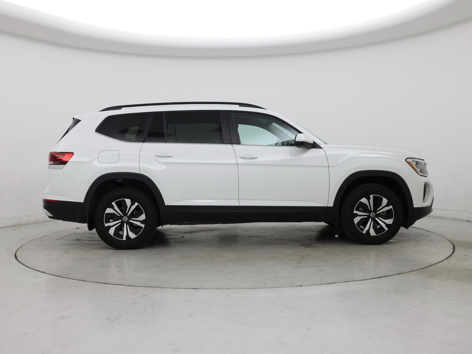 2024 Volkswagen Atlas SE - Photo 8